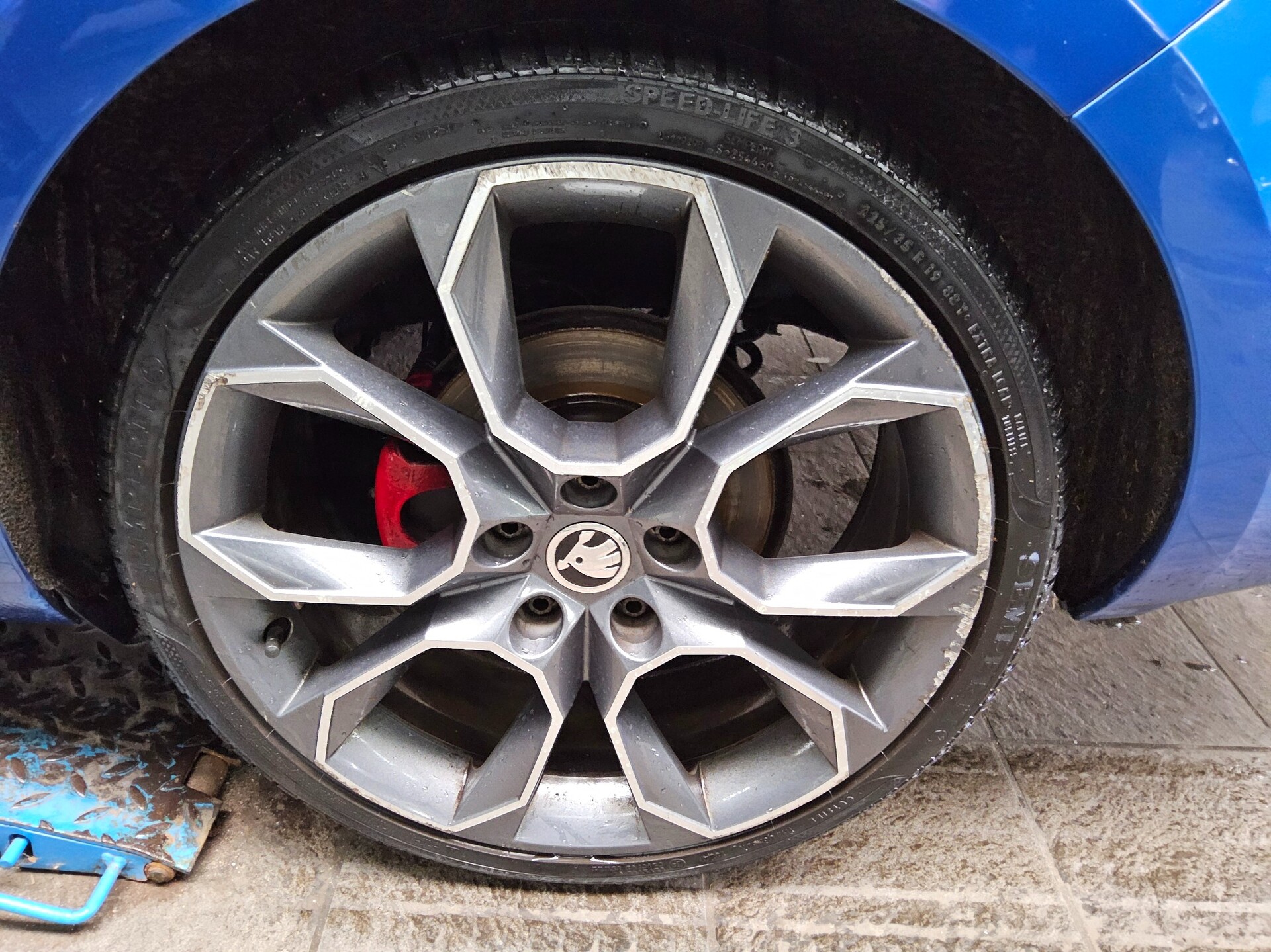 Skoda Octavia Kombi 2.0 TDI RS AHK Navi Xenon HU 05/27 10