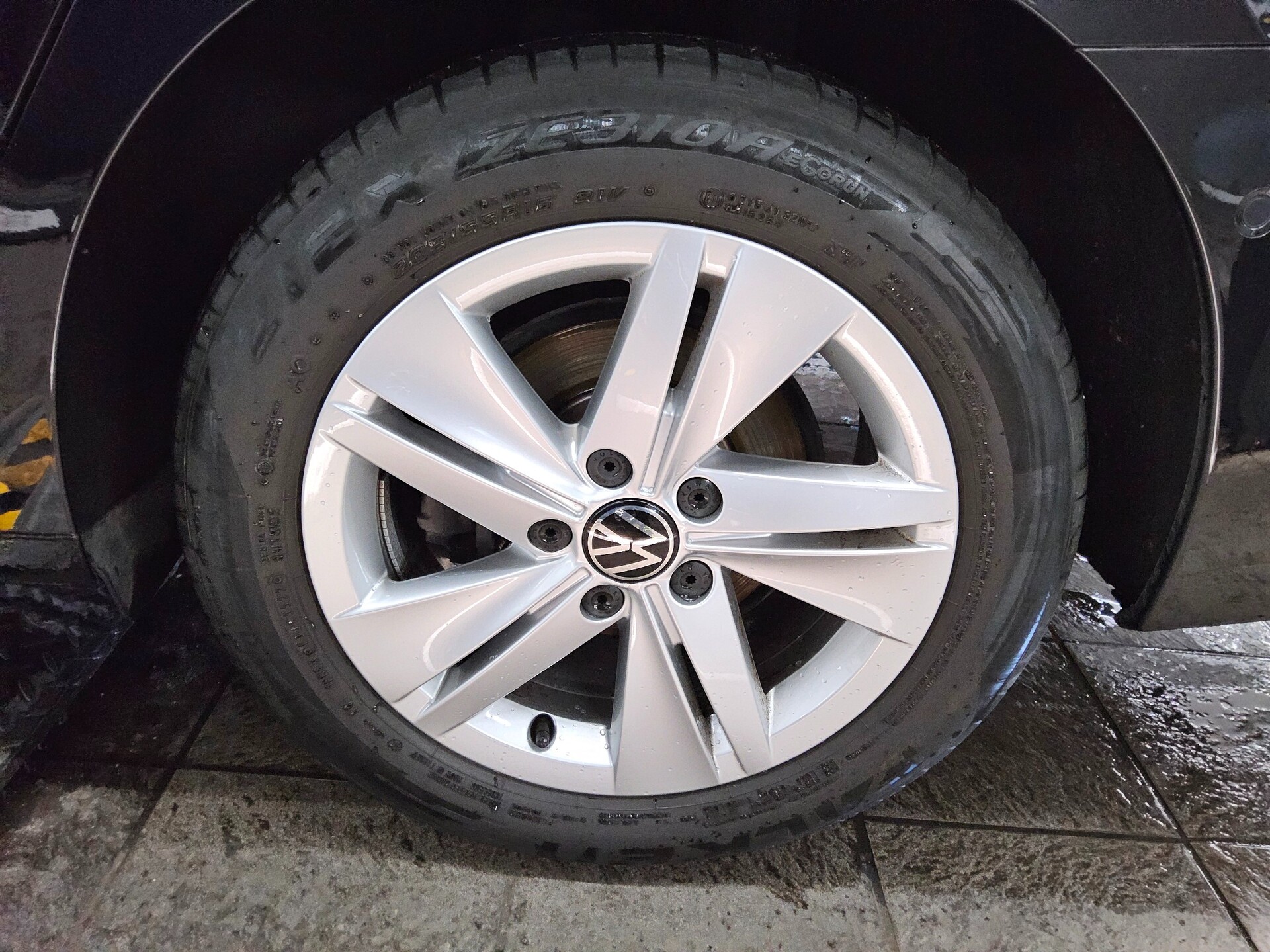 Volkswagen Golf-8 Var. 2.0 TDI Life Navi LED DC RfK ACC Shz 11