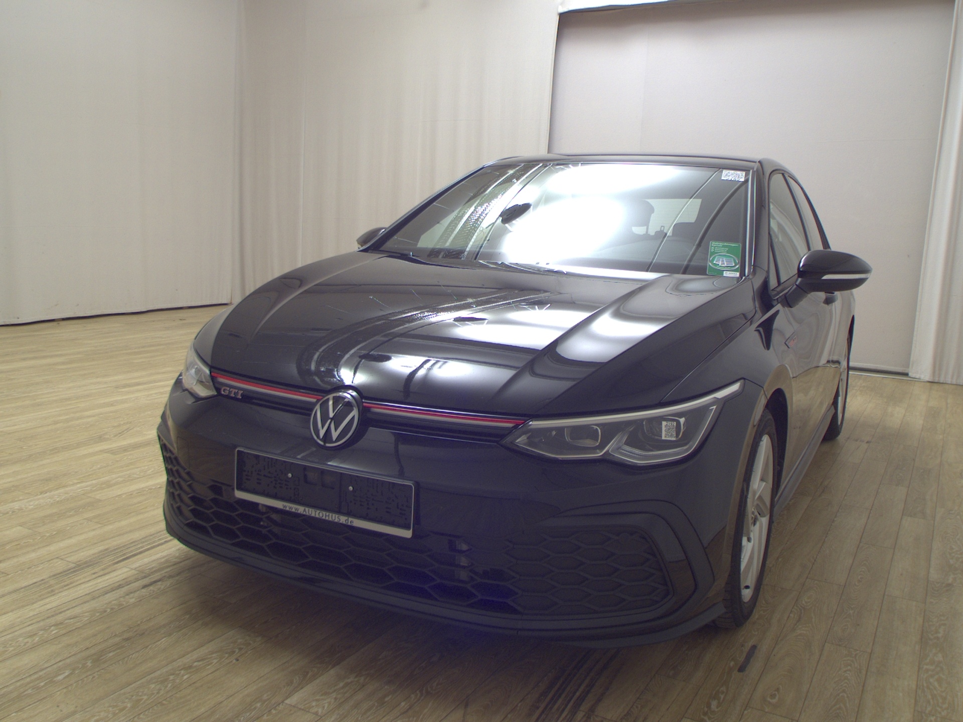 Volkswagen Golf-8 2.0 TSI GTI Navi LED AID PDC 2