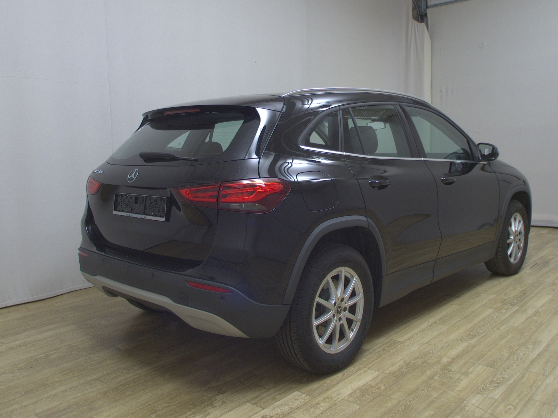 Mercedes-Benz GLA 250 e Navi RfK PDC Shz Tempomat 4