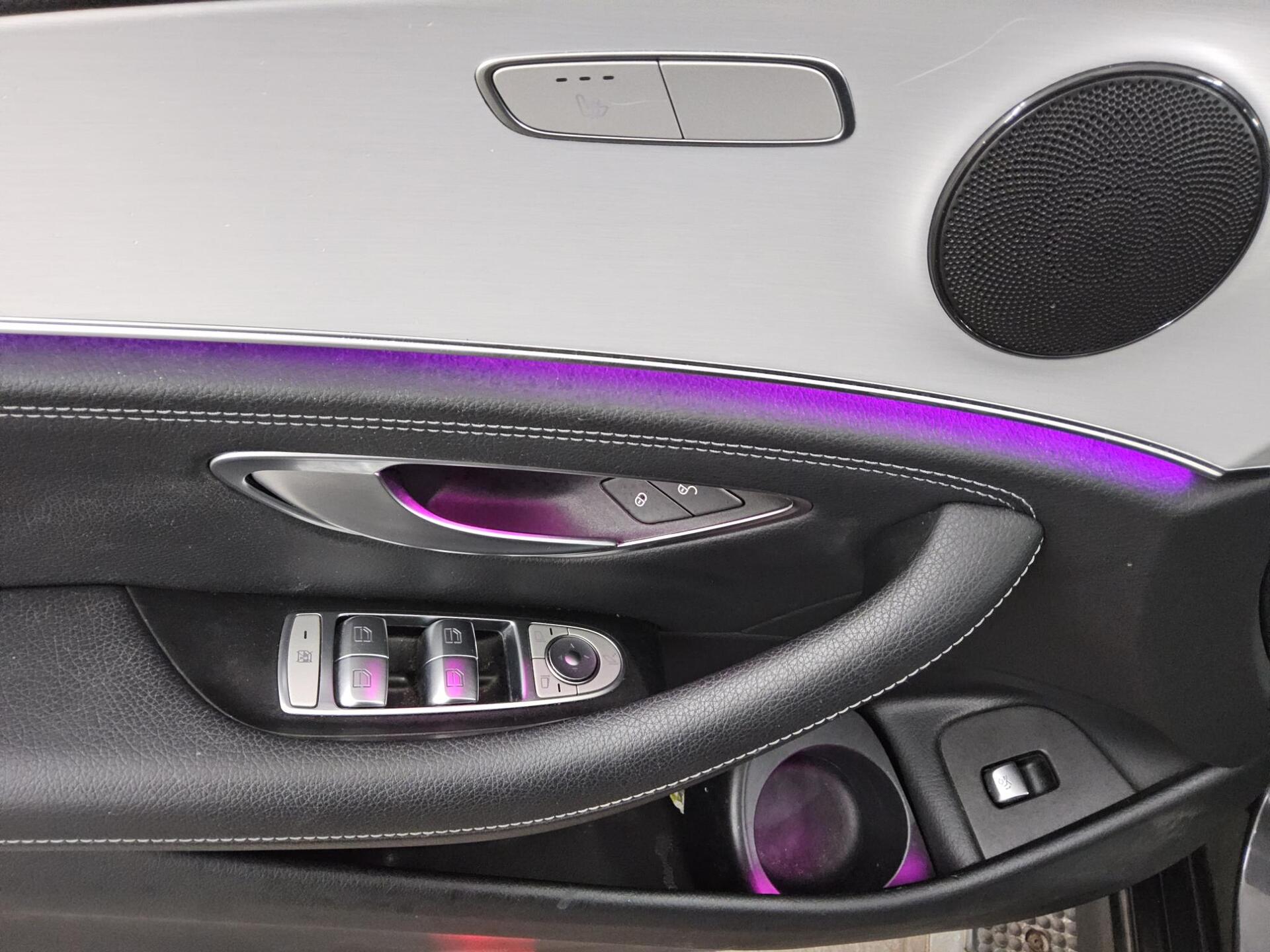 Mercedes-Benz E 300 T de AMG-Line Navi LED Pano MBUX-AR RfK 10