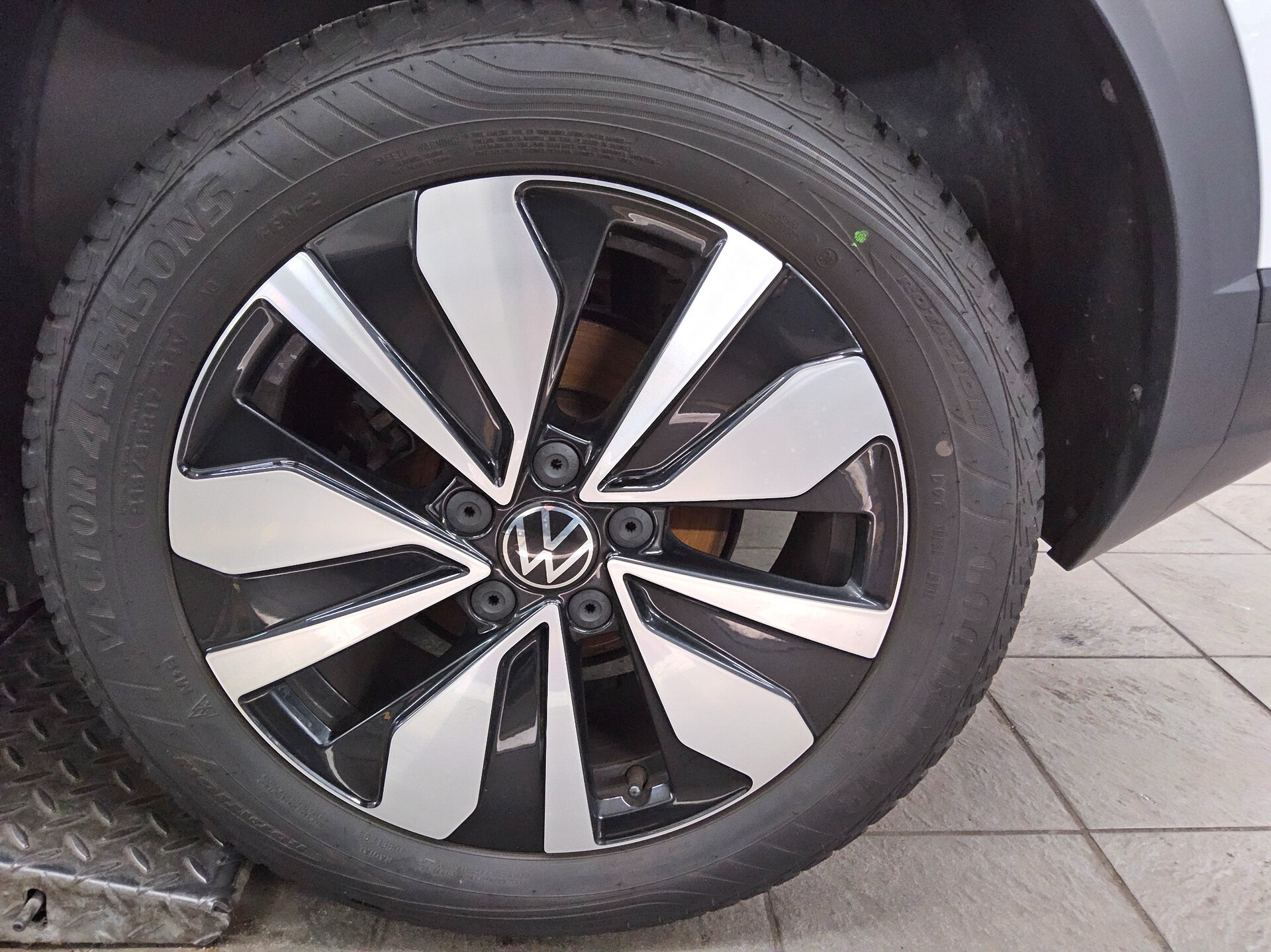 Volkswagen T-Roc 1.0 TSI Goal Navi LED AID PDC SHZ 11