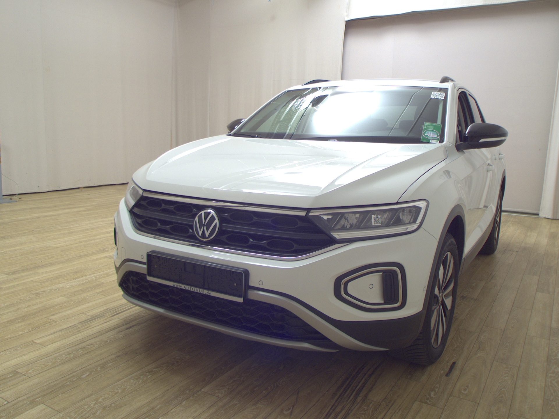 Volkswagen T-Roc 1.0 TSI Goal Navi LED AID ACC DAB+ 2