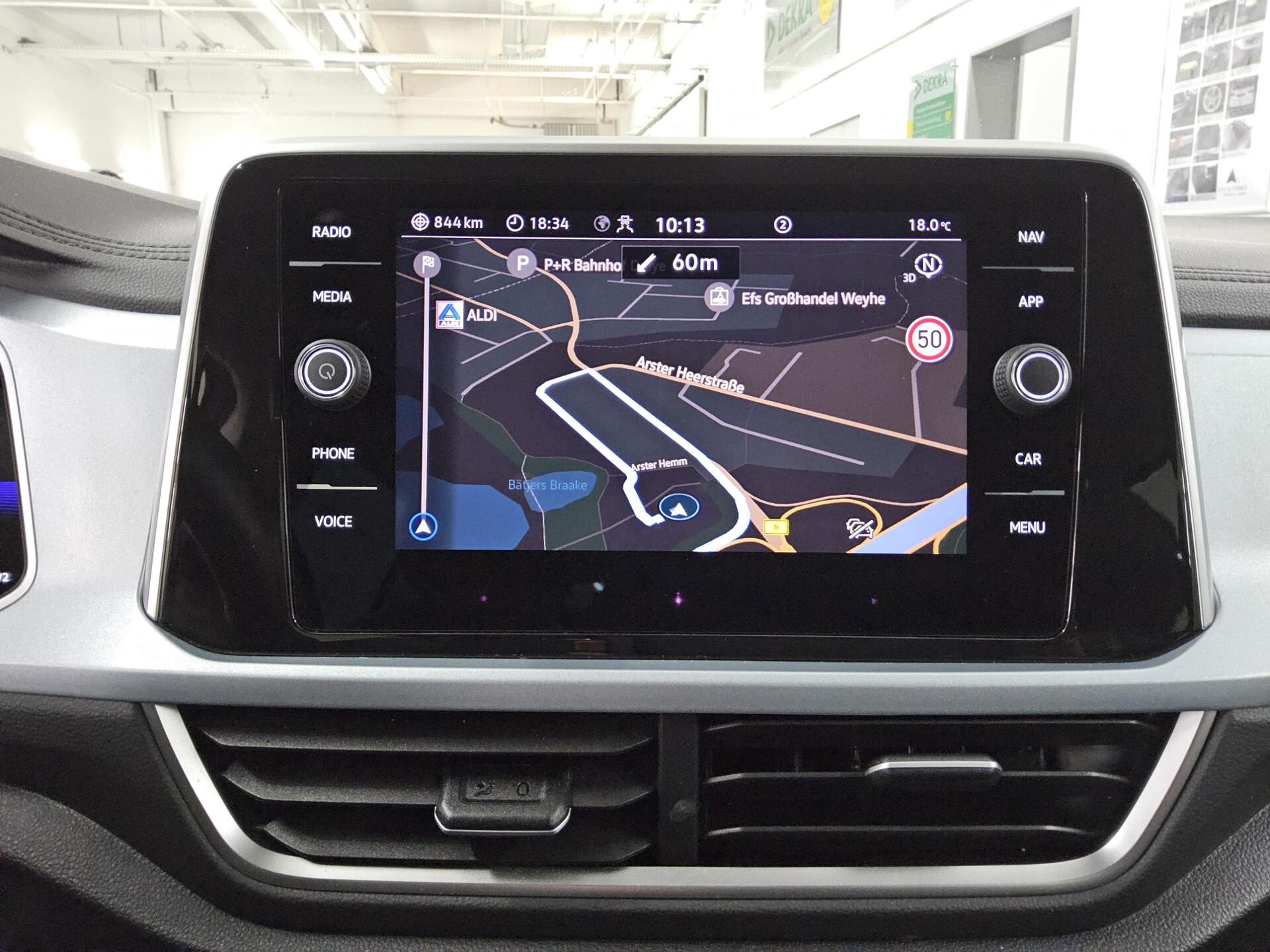 Volkswagen T-Roc 1.0 TSI Navi LED AID DAB+ 7