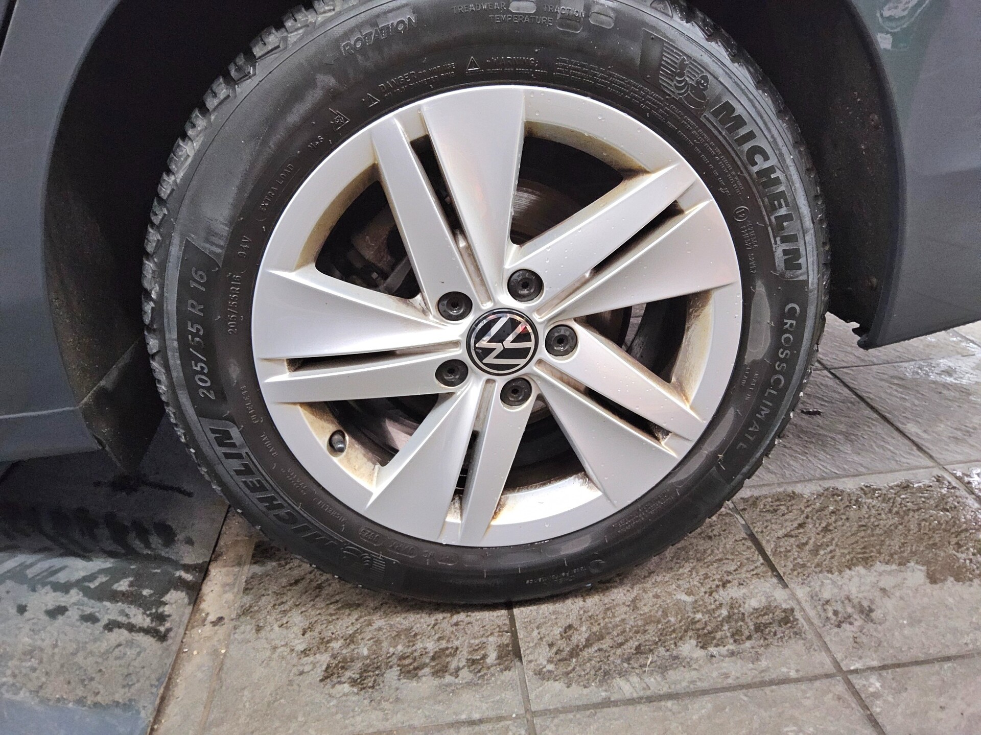 Volkswagen Golf-8 Var. 2.0 TDI Life Navi LED AID PDC 11