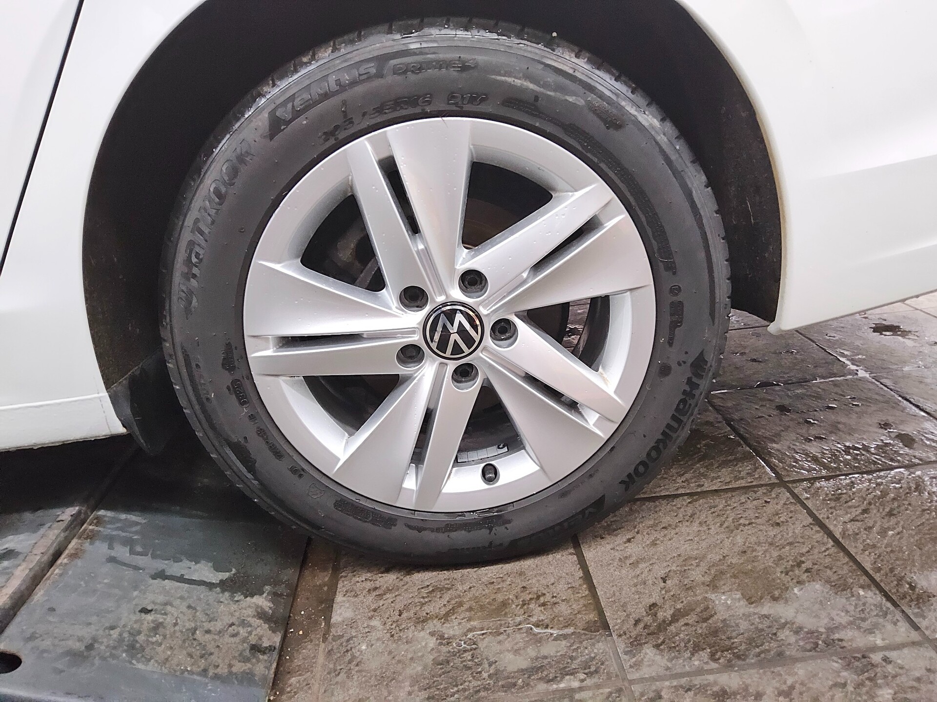 Volkswagen Golf-8 Var. 2.0 TDI Life Navi LED AID AHK ACC 11