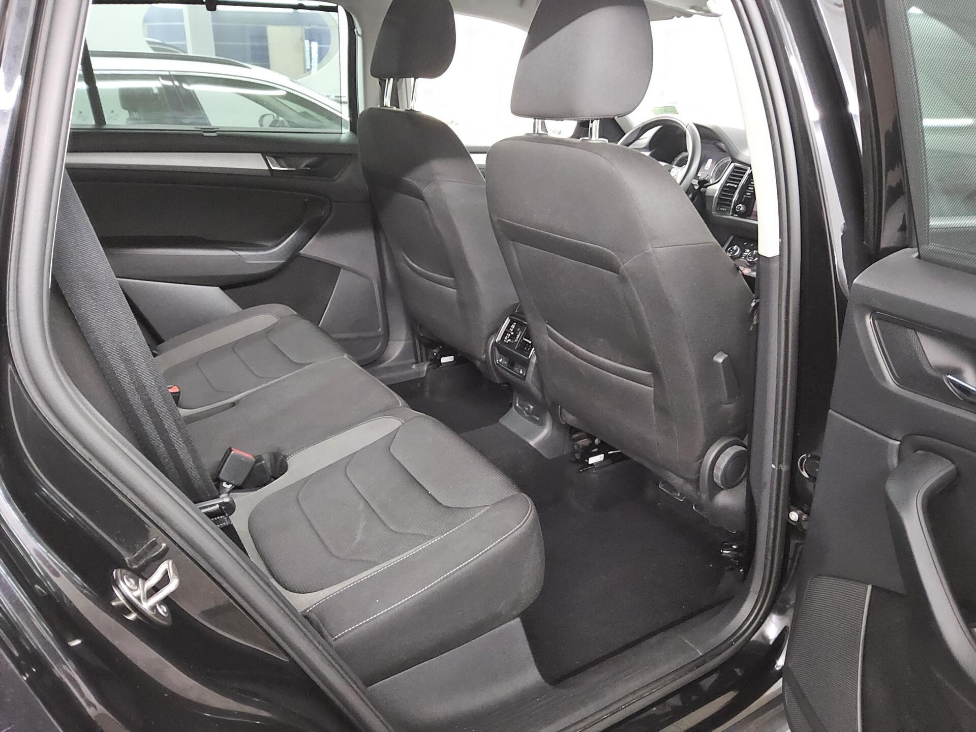 Skoda Kodiaq 1.5 TSI Tour Navi LED RfK ACC PDC 13