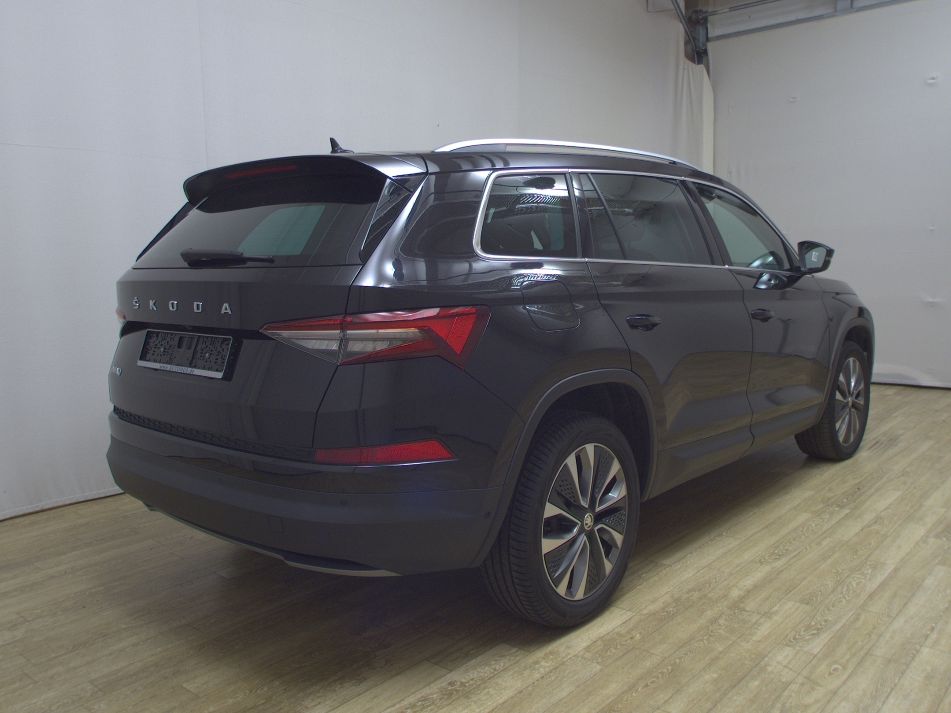 Skoda Kodiaq 1.5 TSI Tour Navi LED RfK ACC PDC 4