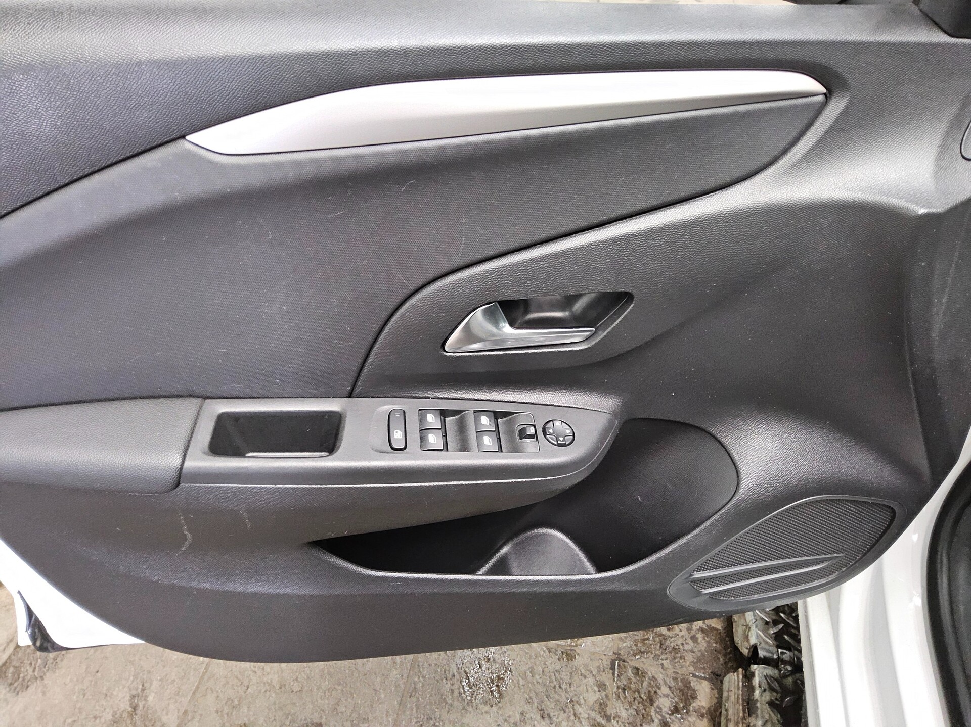 Opel Corsa-e Edition Navi PDC Shz DAB 10