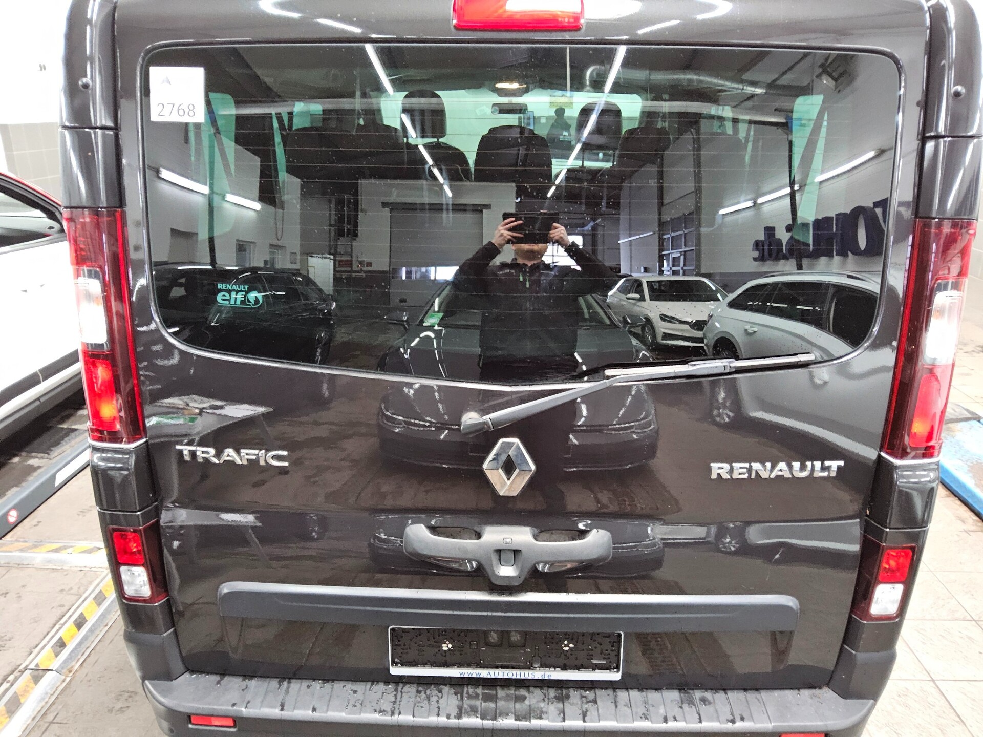 Renault Trafic 1.6 dCi Expression Navi PDC Bluetooth 10