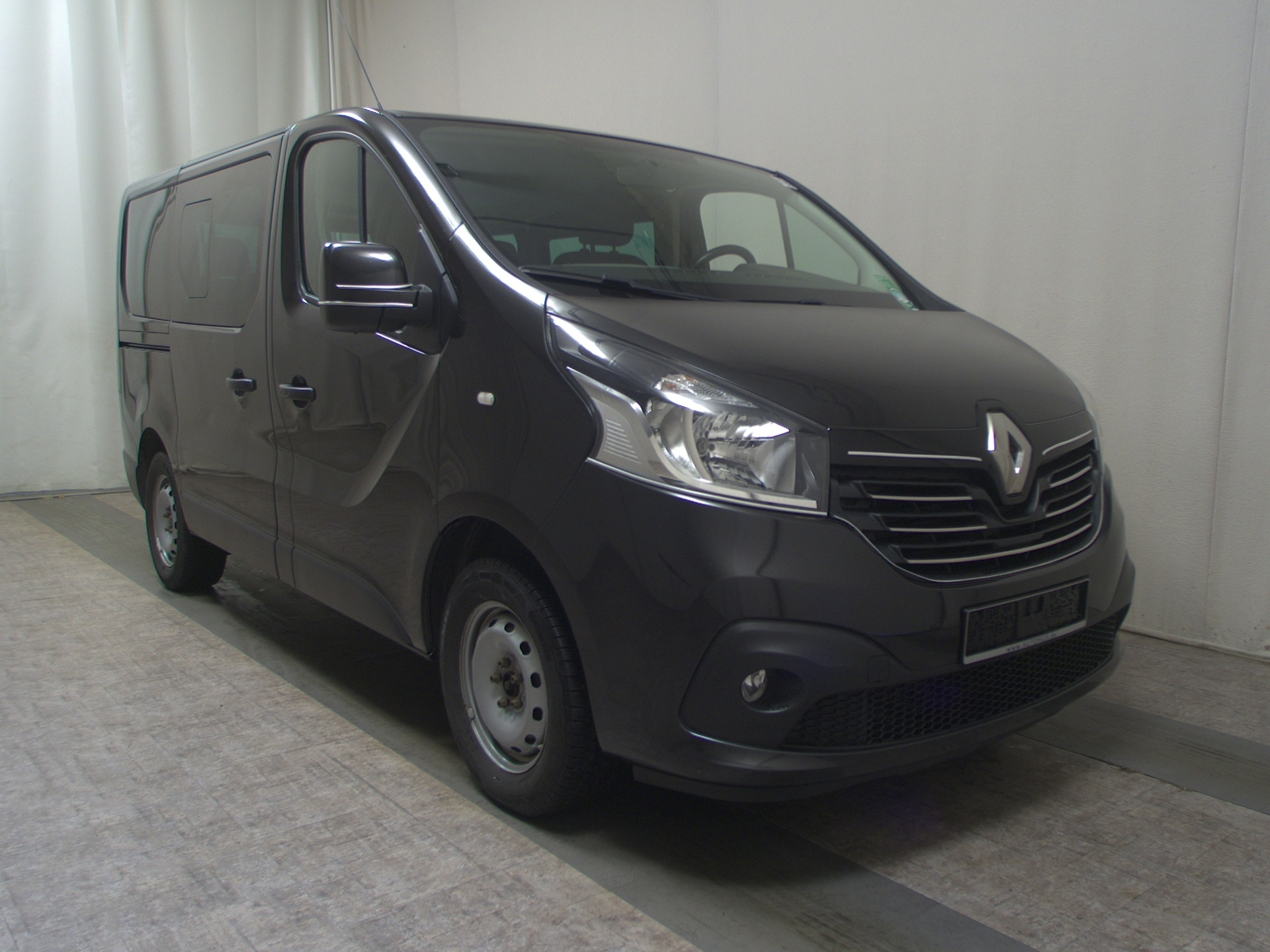 Renault Trafic 1.6 dCi Expression Navi PDC Bluetooth 3