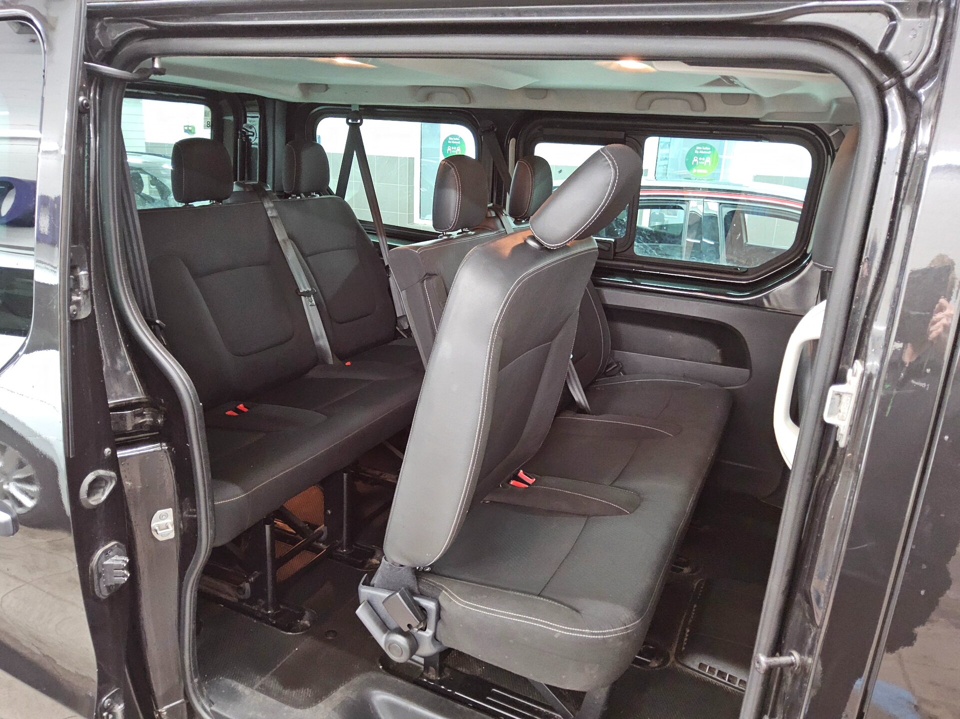 Renault Trafic 1.6 dCi Expression Navi PDC Bluetooth 12