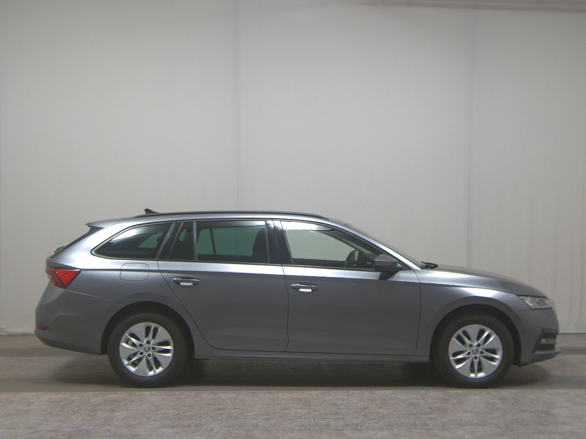 Skoda Octavia Kombi 2.0 TDI Ambition Navi vc LED ACC