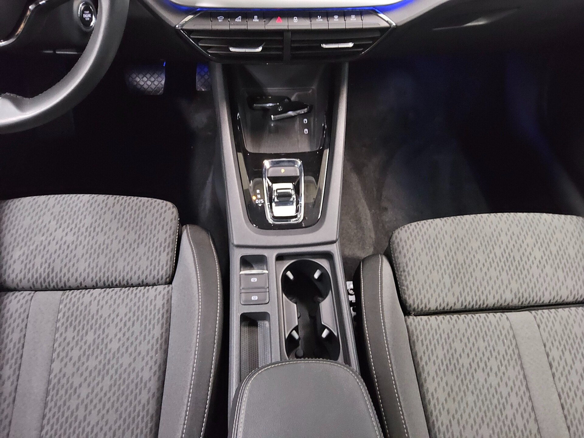 Skoda Octavia Kombi 2.0 TDI Ambition Navi vc LED ACC 6