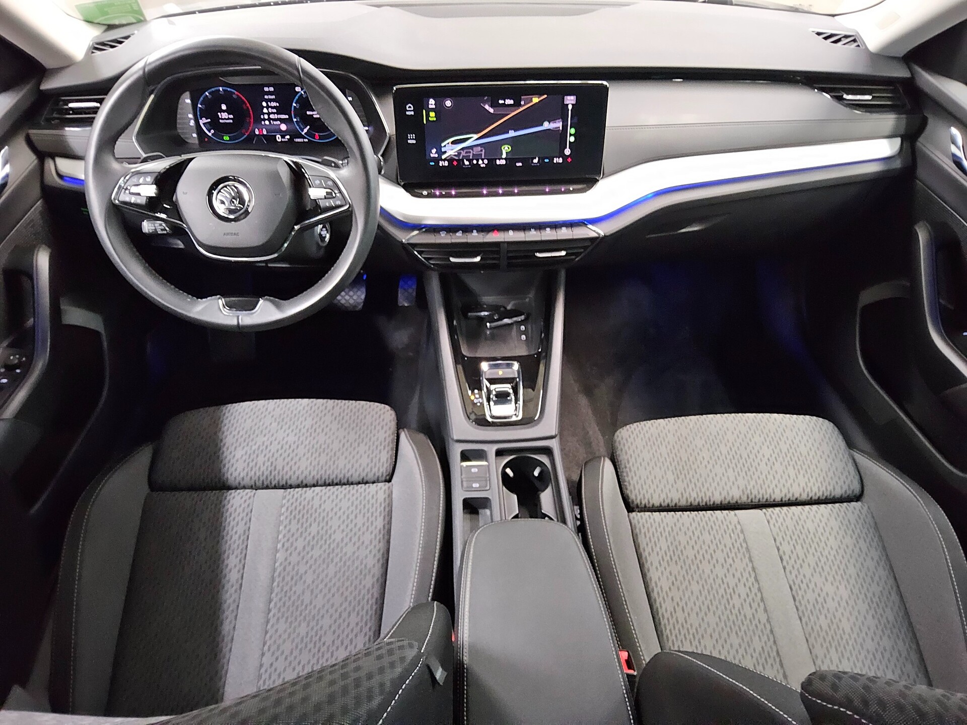 Skoda Octavia Kombi 2.0 TDI Ambition Navi vc LED ACC 5