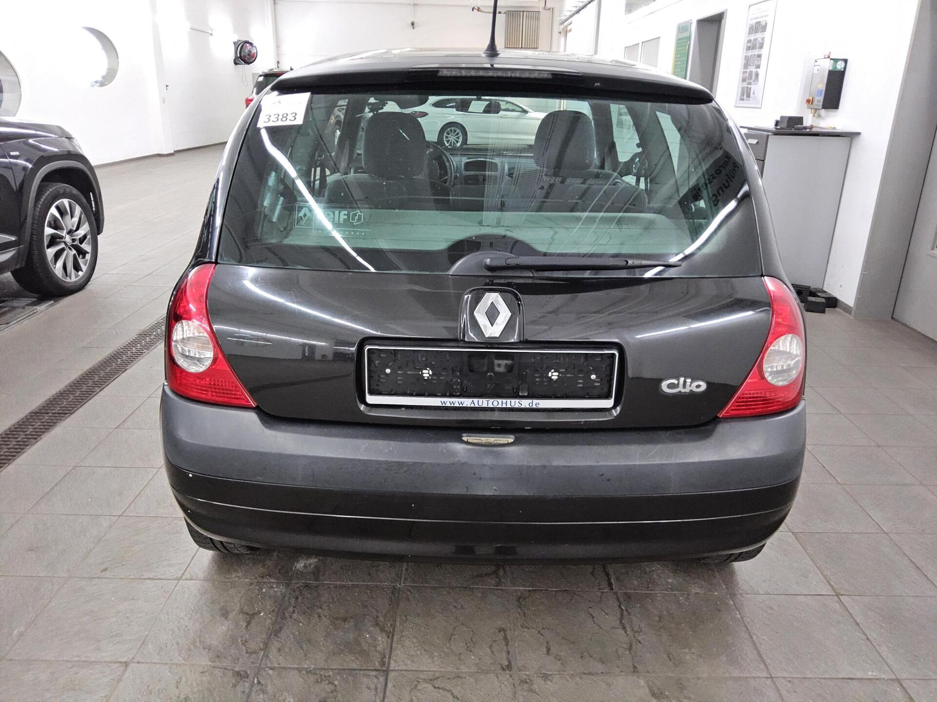 Renault Clio 1.2 Klima USB ZV 10