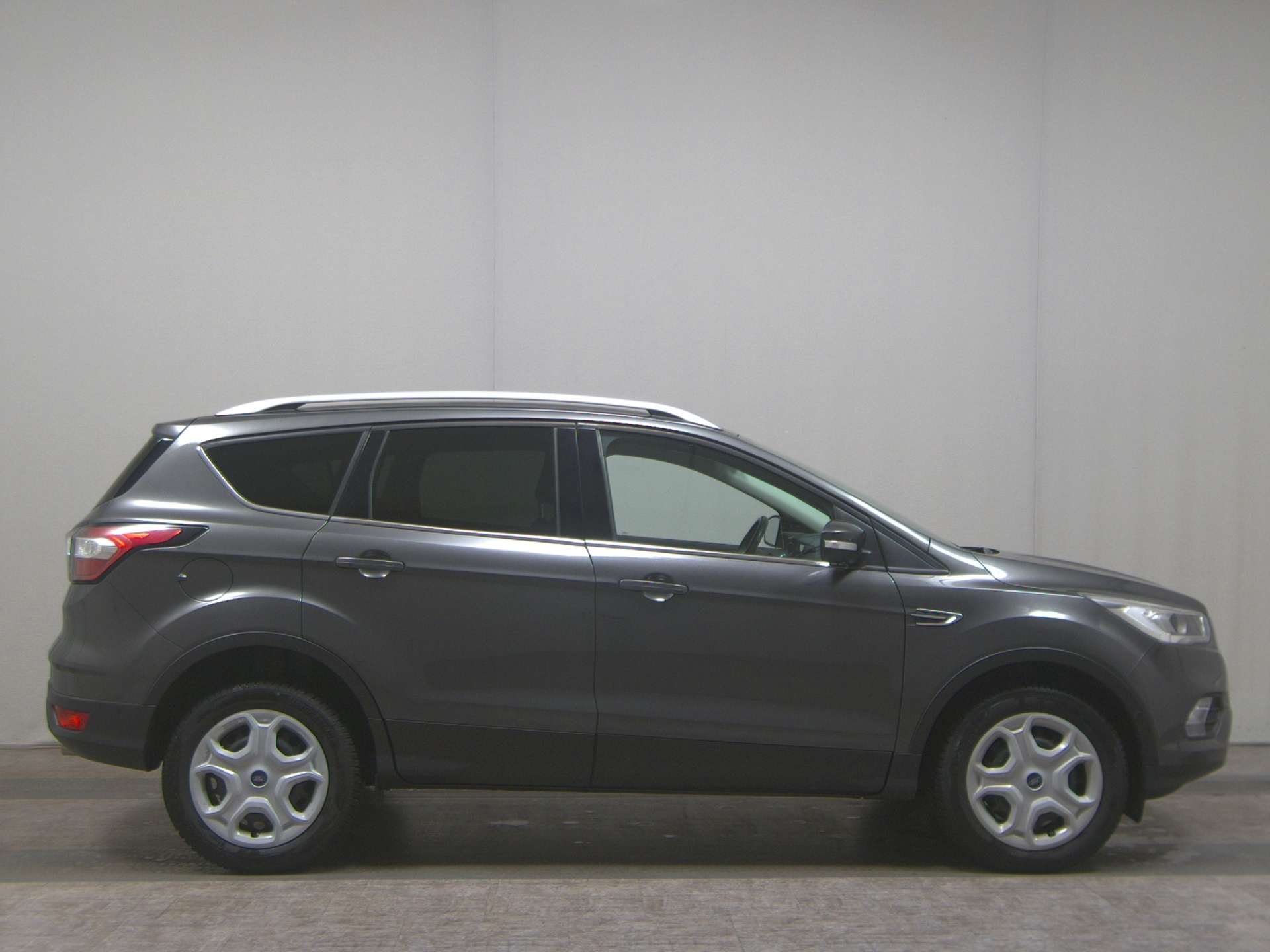 Ford Kuga 2.0 TDCI 4x4 Cool&Connect Navi AHK PDC Shz