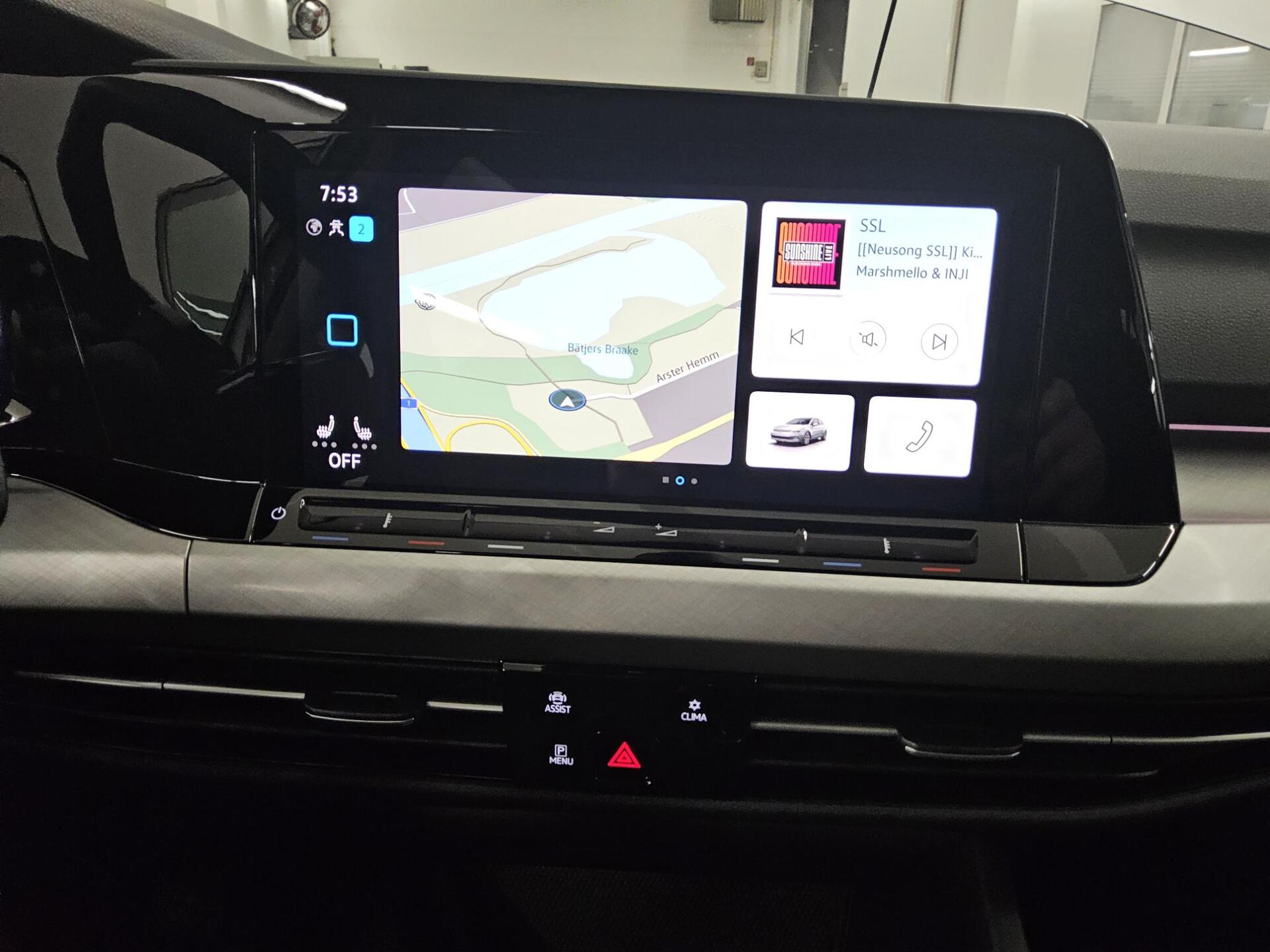 Volkswagen Golf-8 2.0 TDI Life Navi LED DC AHK PDC Shz 7