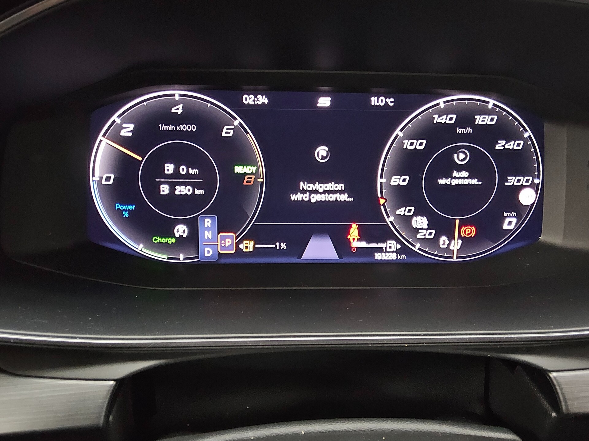 Cupra Leon Sportstourer 1.4 e-Hybrid Navi LED vc DCC 8