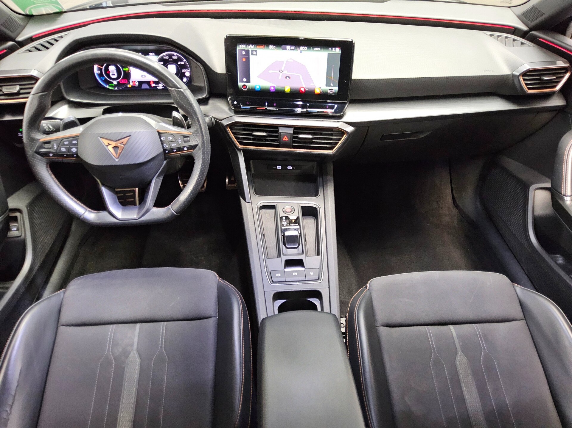 Cupra Leon Sportstourer 1.4 e-Hybrid Navi LED vc DCC 5