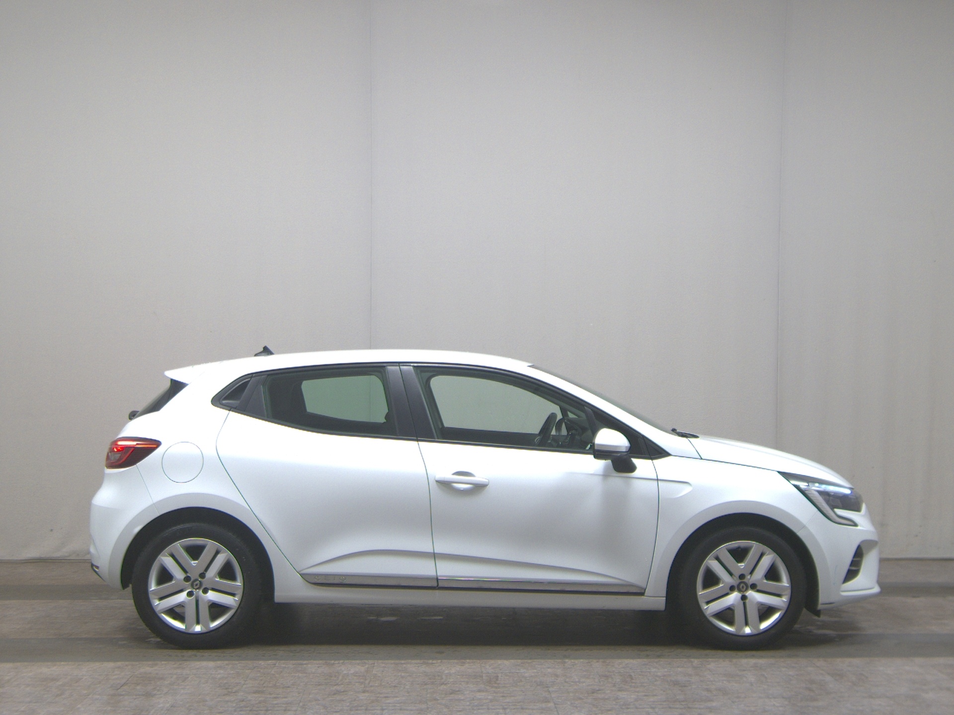 Renault Clio 1.0 LED BT Spur-Assist Abstandswarnung