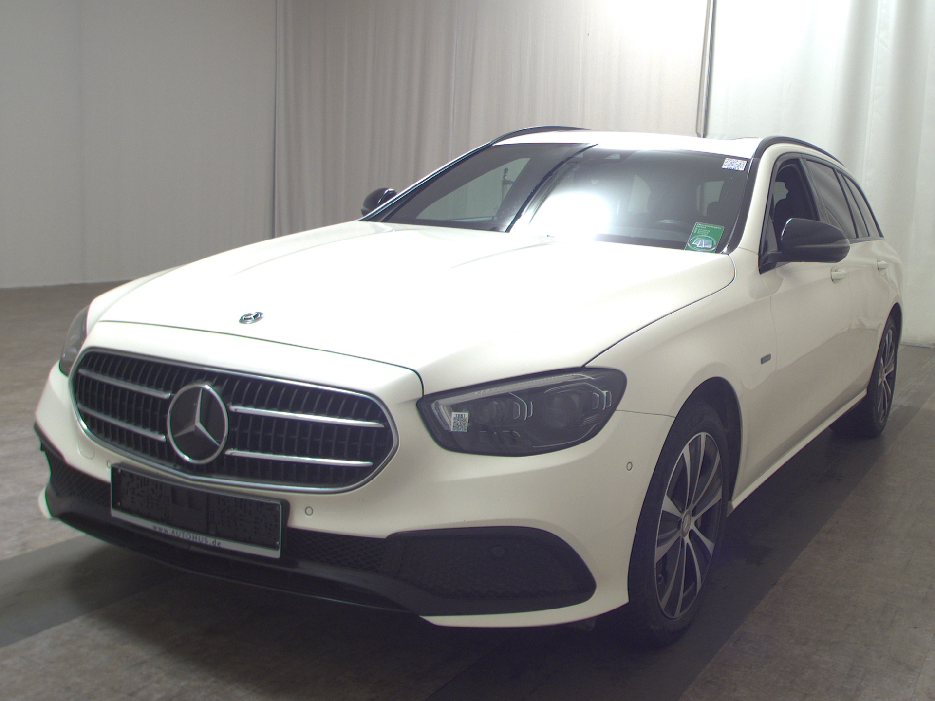 Mercedes-Benz E 300 T de Avantgarde Night Burmester GSD Distr+ 2