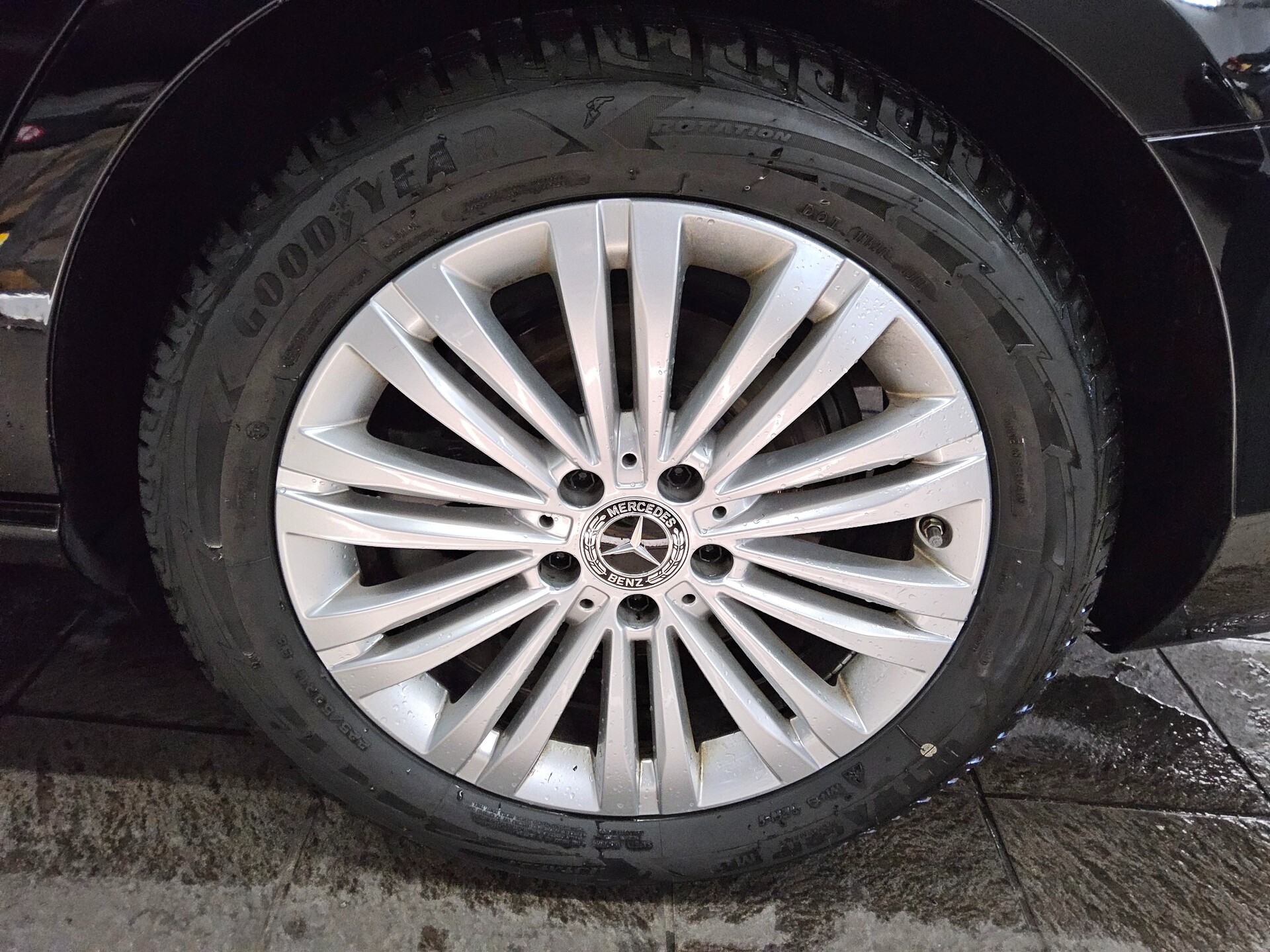 Mercedes-Benz C 200 T d Avantgarde Night Navi LED RFK 11