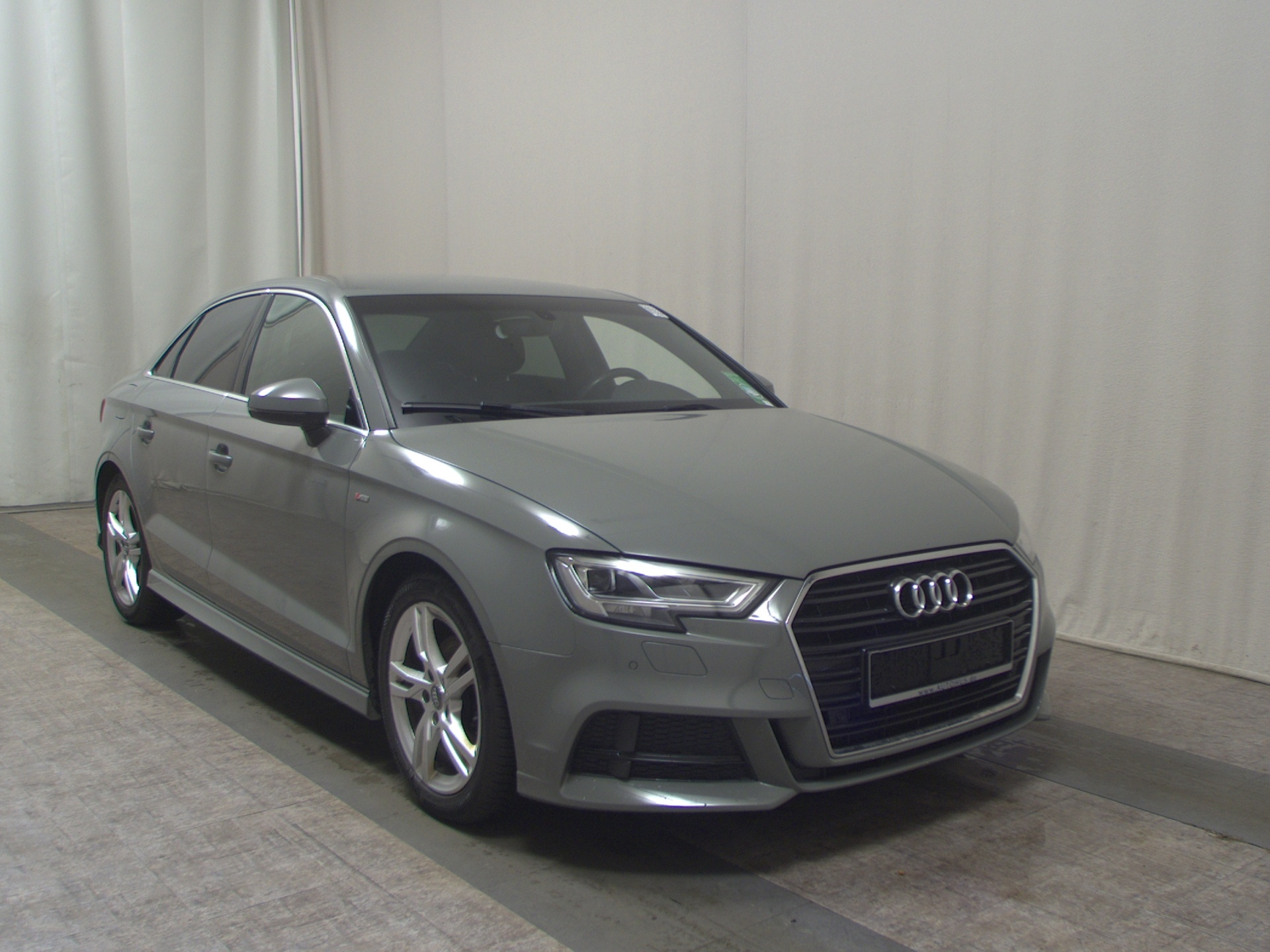 Audi A3 Lim. 35 TFSI S-Line T-Leder Navi LED RfK 3