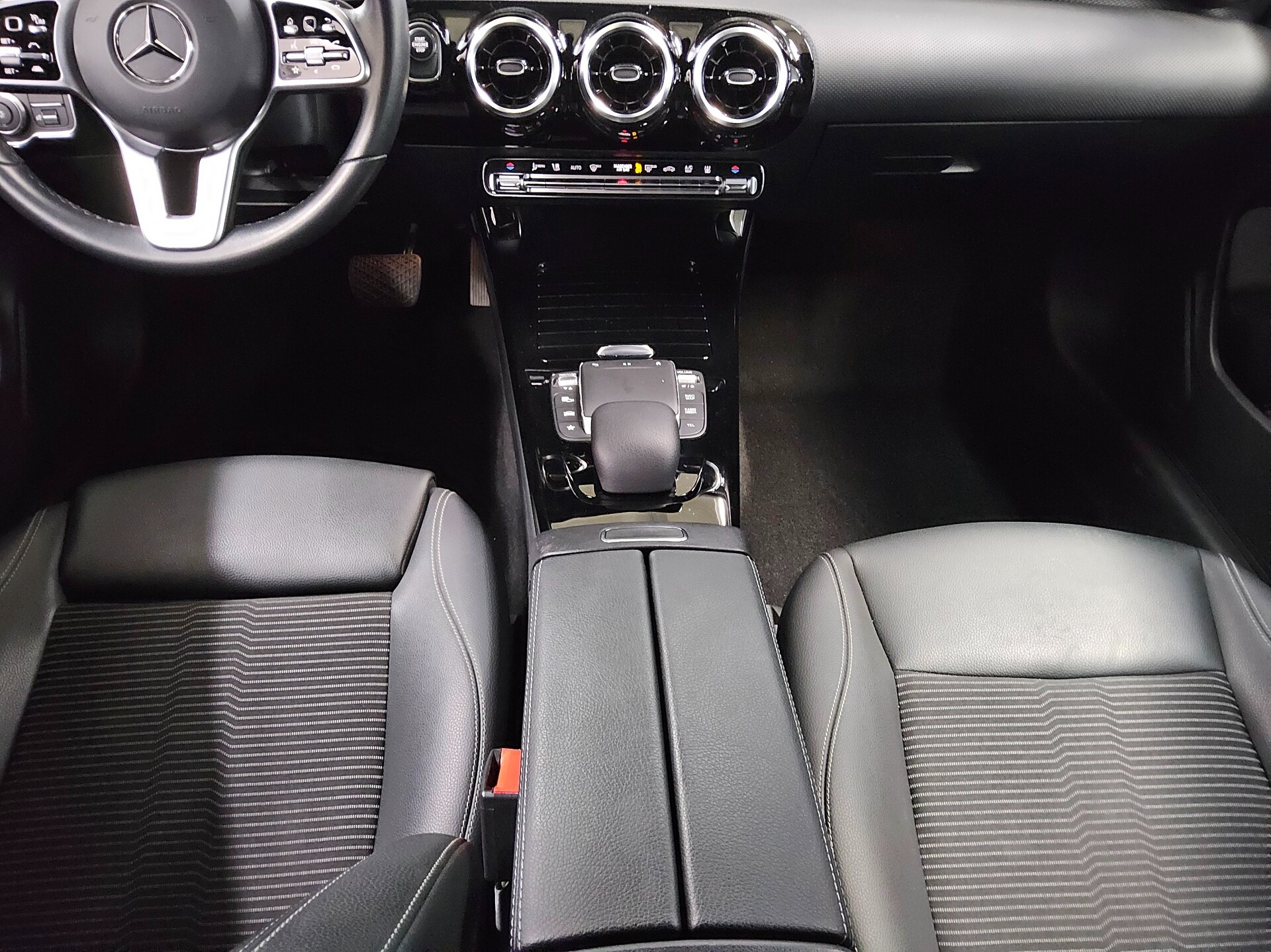 Mercedes-Benz CLA 250 Shooting Brake e Progressive Navi MB-LED 6