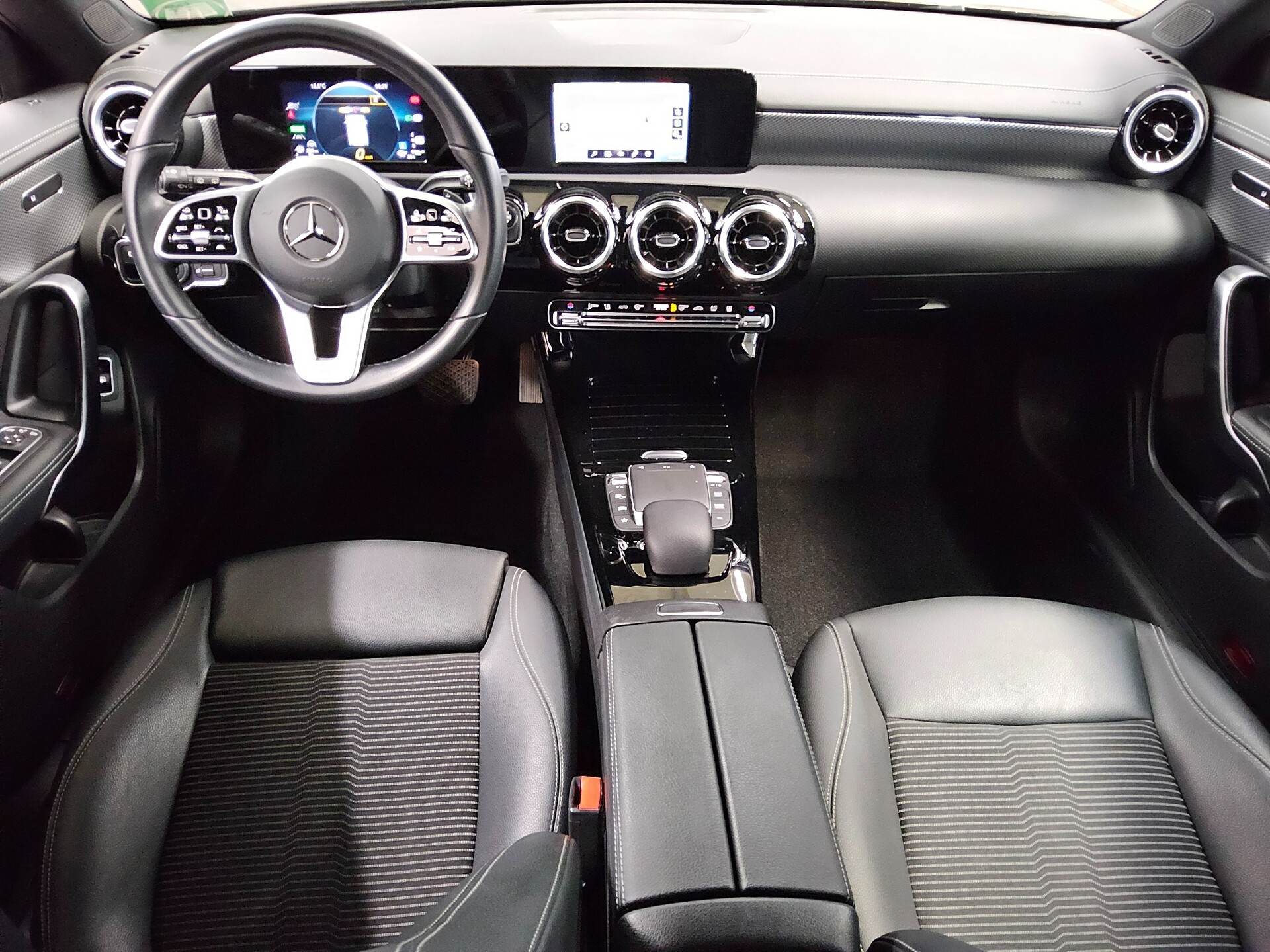 Mercedes-Benz CLA 250 Shooting Brake e Progressive Navi MB-LED 5