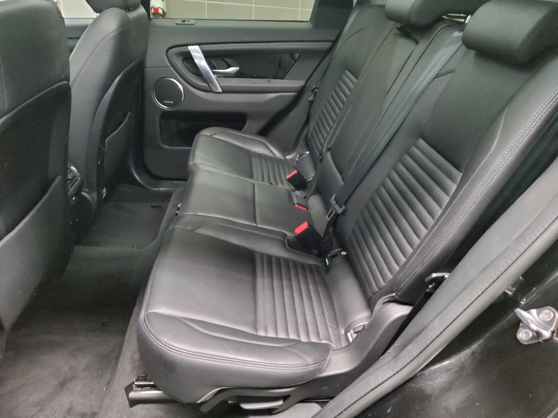 Land Rover Discovery Sport SE Navi LED Pano Leder RFK 13