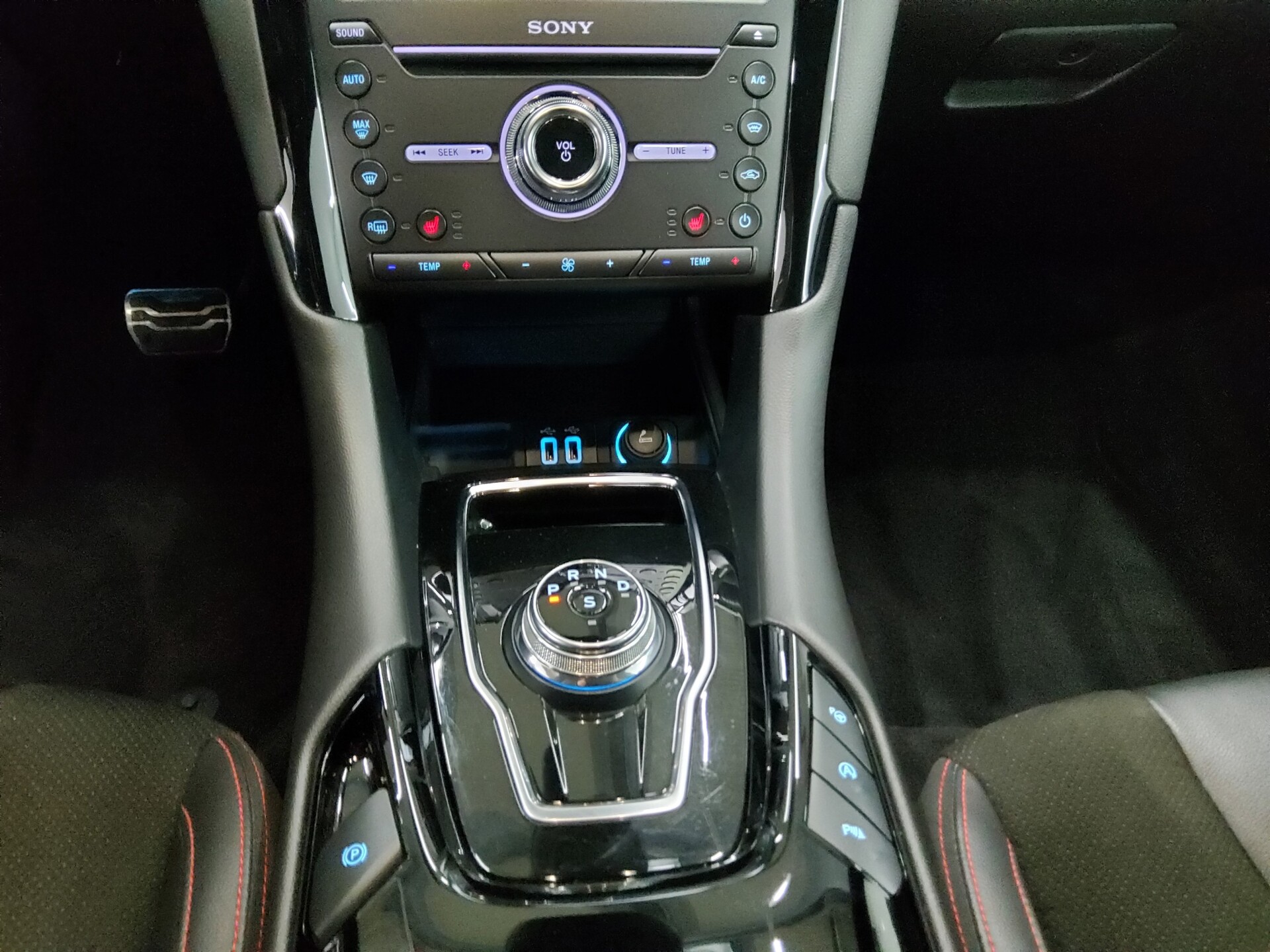 Ford Mondeo Turnier 2.0 EB ST-Line Navi LED AHK ACC 6