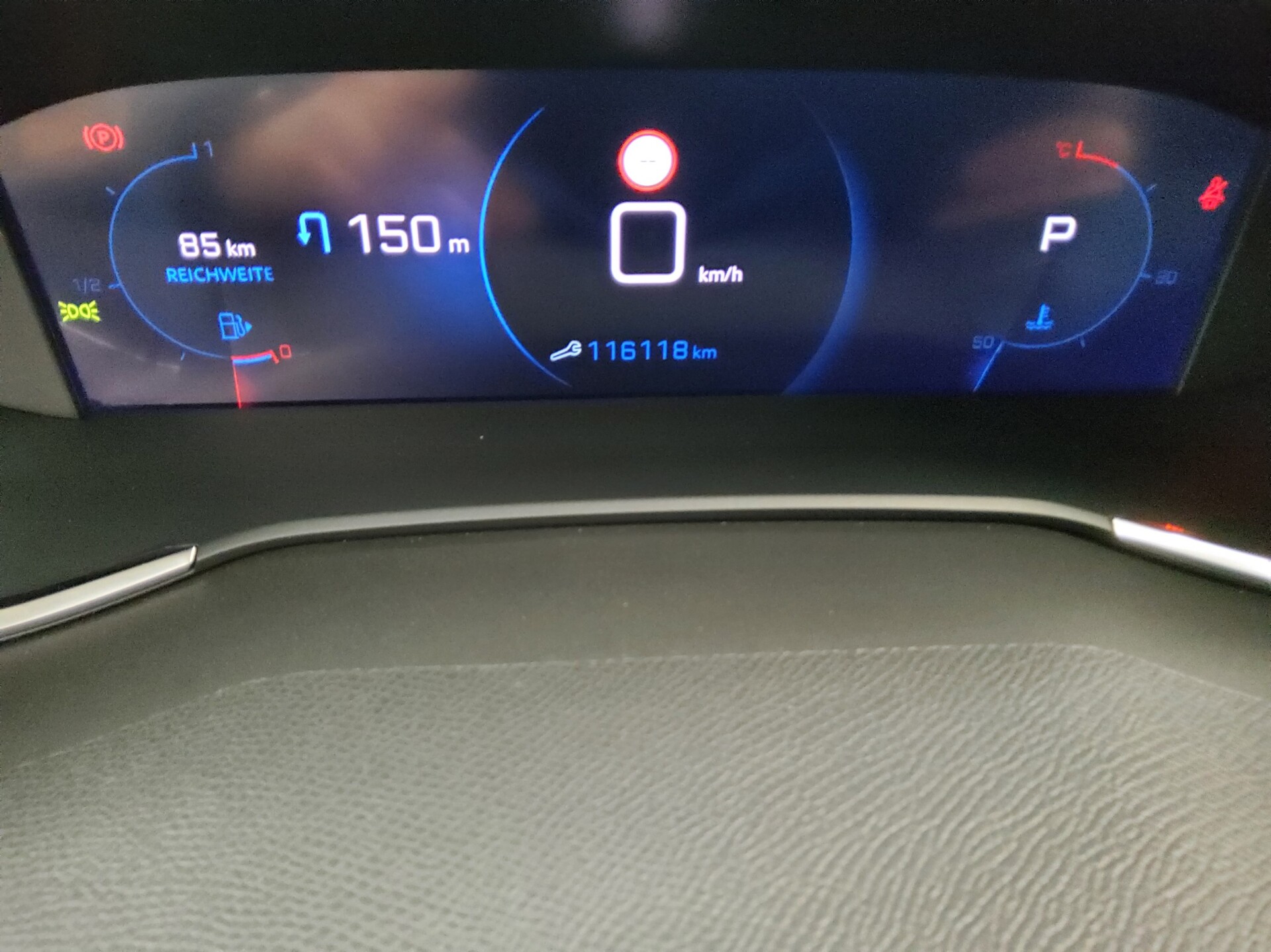 Peugeot 308 1.5 BlueHDI Allure Navi DigiTacho T-Leder 8