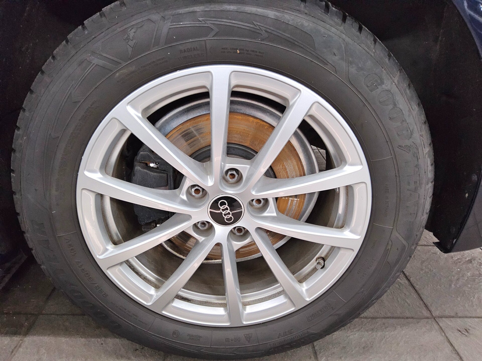 Audi A6 40 TDI Leder Navi LED virtual StandHzg 4xShz 11