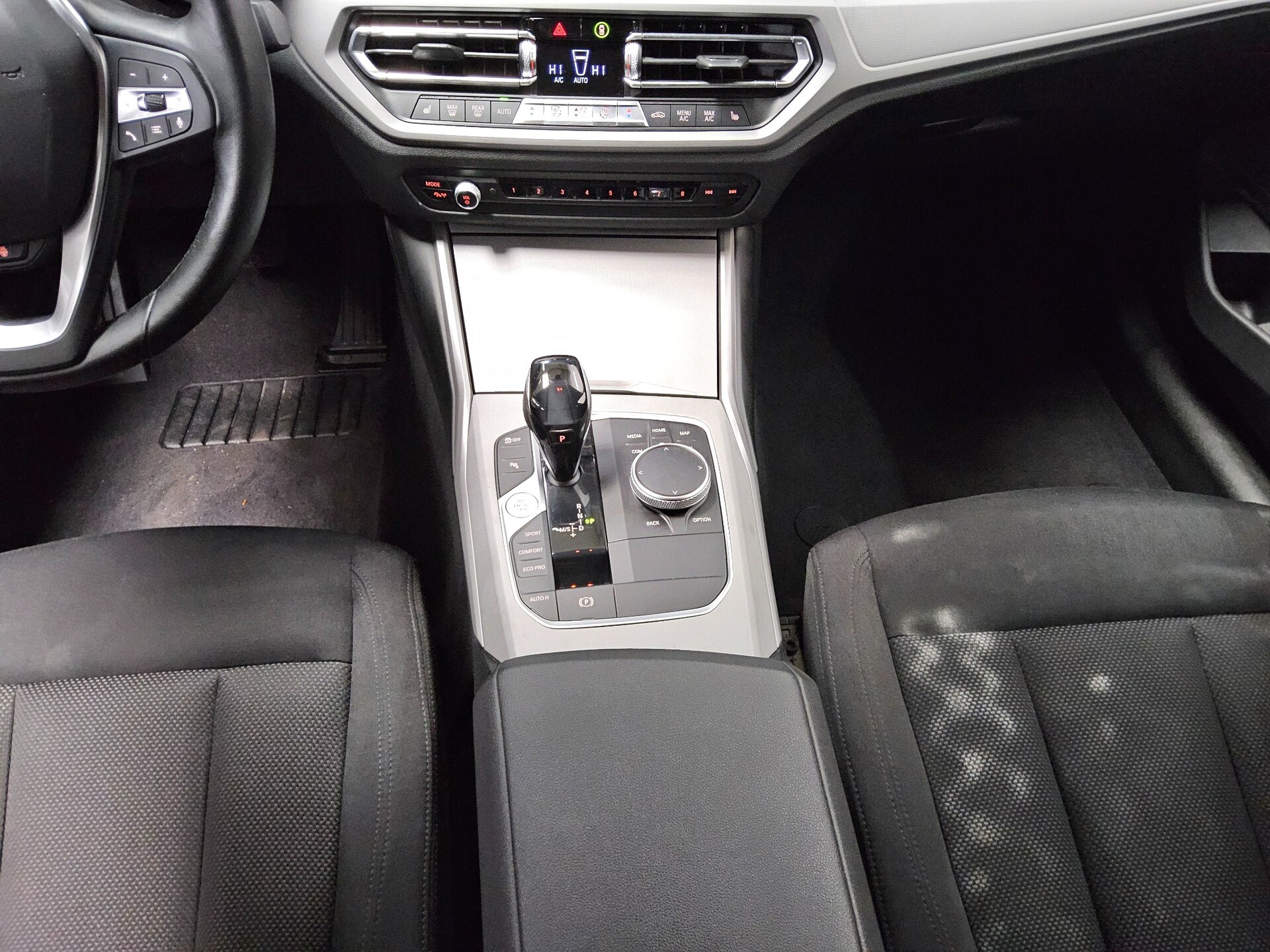 BMW 318dA Advantage Navi LED LC+ Kamera 6