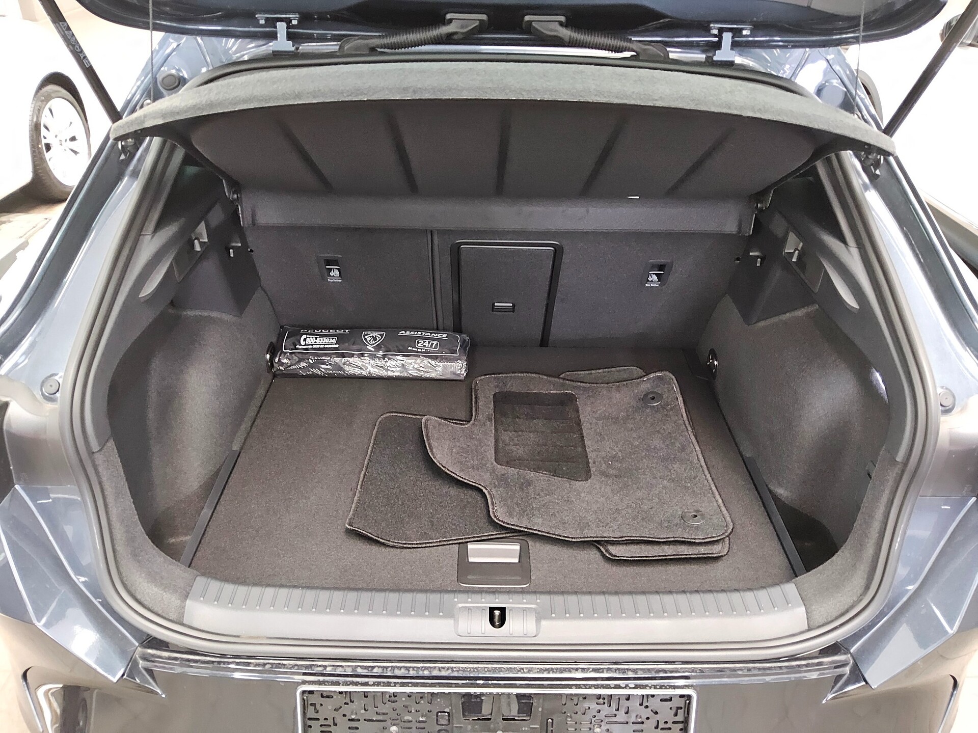 Cupra Formentor 1.5 eTSI T-Leder LED virtual PDC SHZ 12