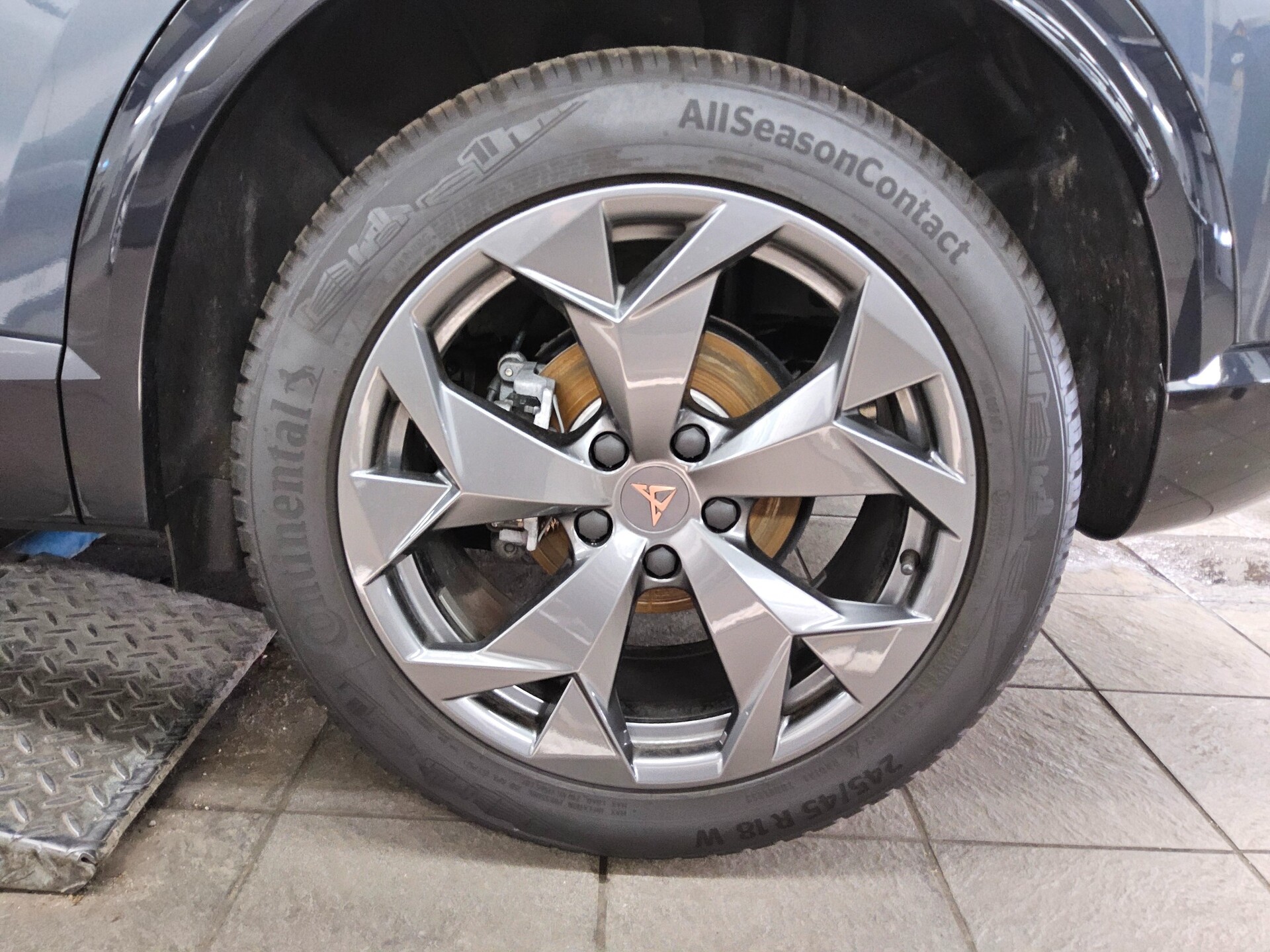 Cupra Formentor 1.5 eTSI T-Leder LED virtual PDC SHZ 11