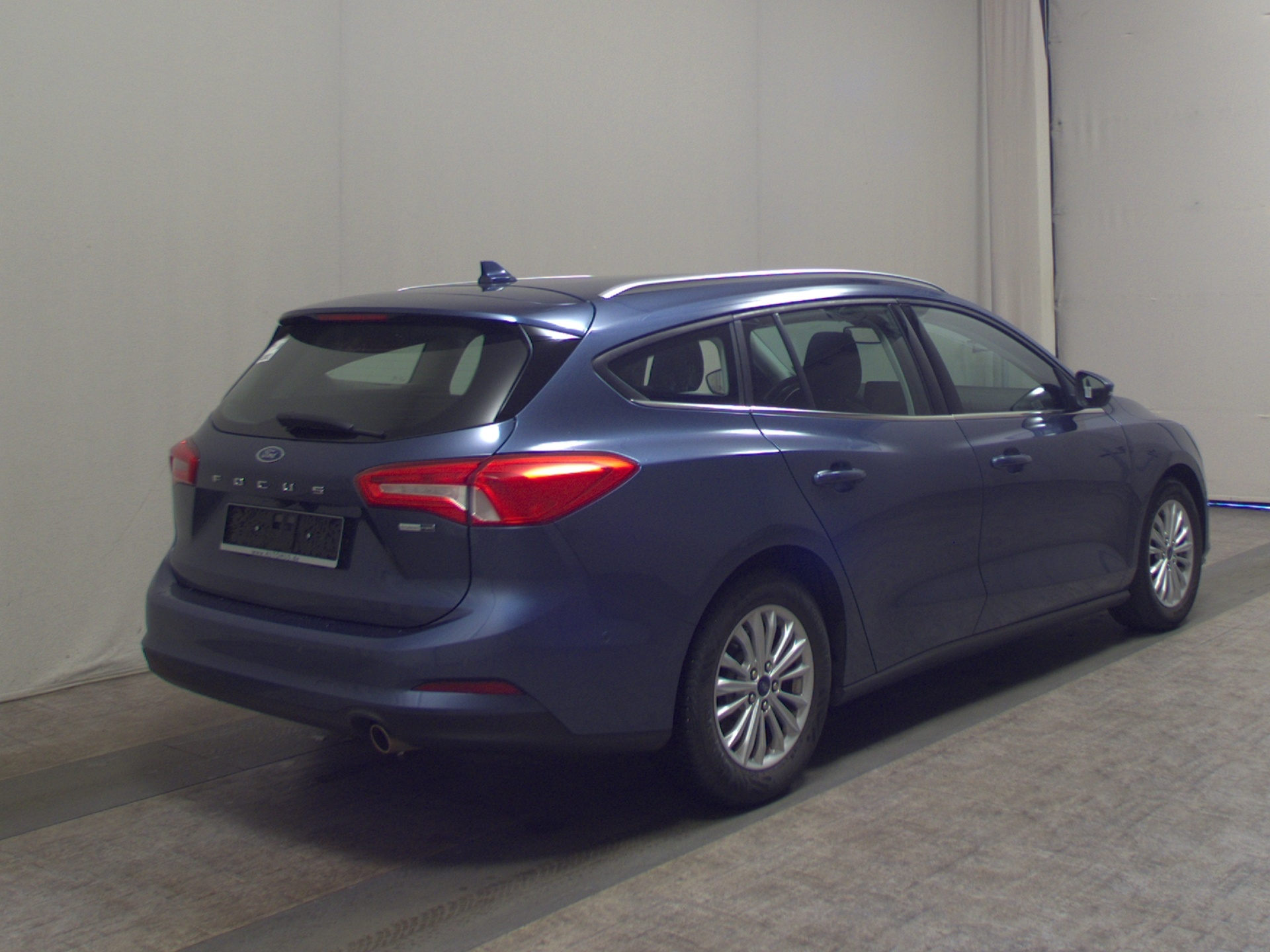 Ford Focus Turnier 1.0 EB Titanium Navi LED RFK PDC 4