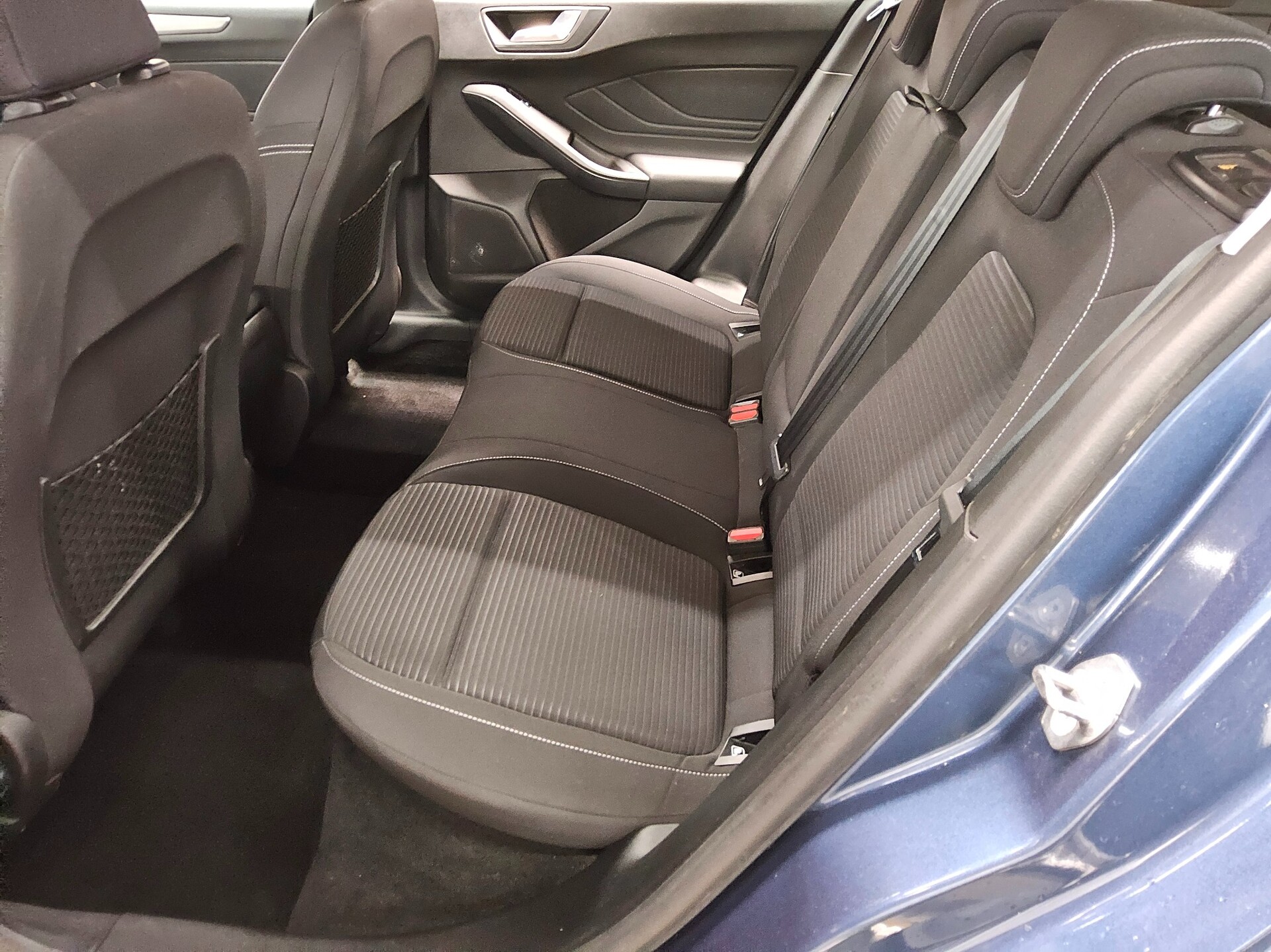 Ford Focus Turnier 1.0 EB Titanium Navi LED RFK PDC 13