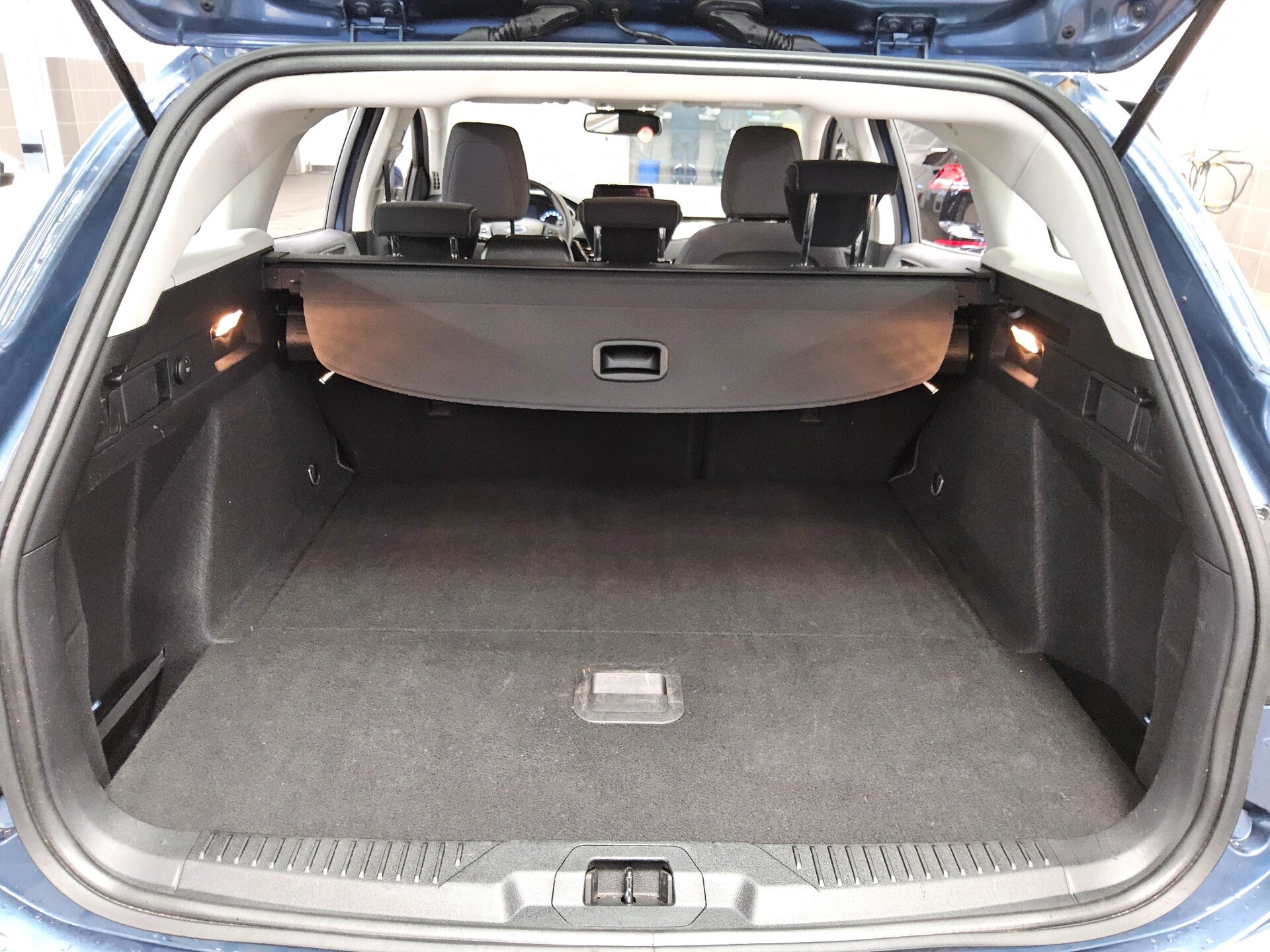 Ford Focus Turnier 1.0 EB Titanium Navi LED RfK PDC 11