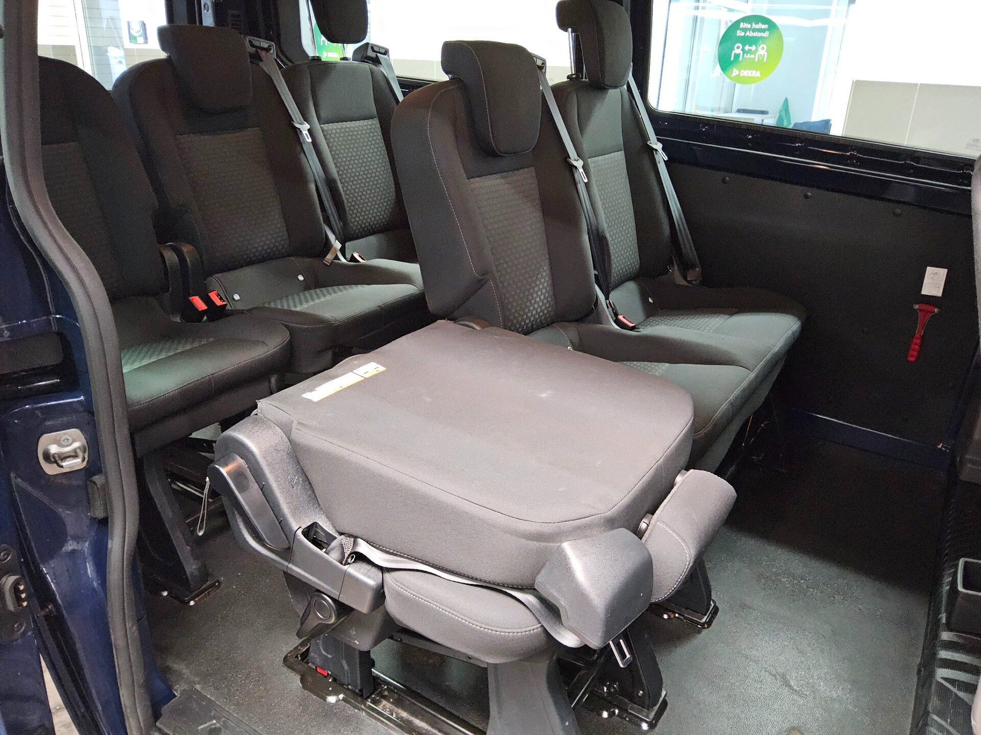 Ford Transit Custom 2.0 EB Trend 8-Sitze Navi PDC Shz 13