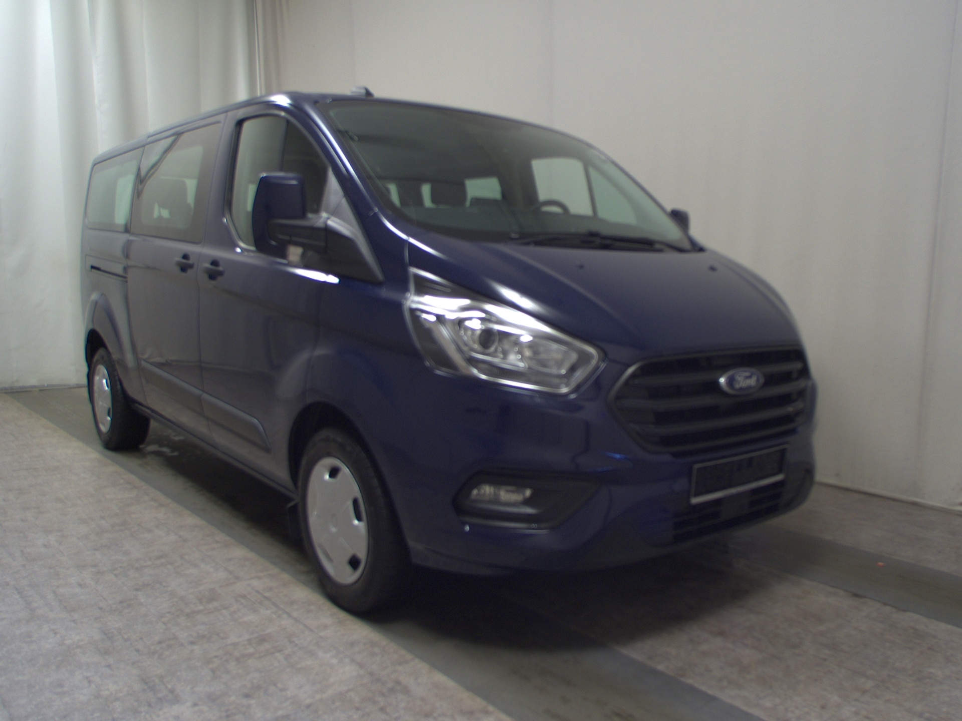 Ford Transit Custom 2.0 EB Trend L2 8-Sitze Navi PDC 3