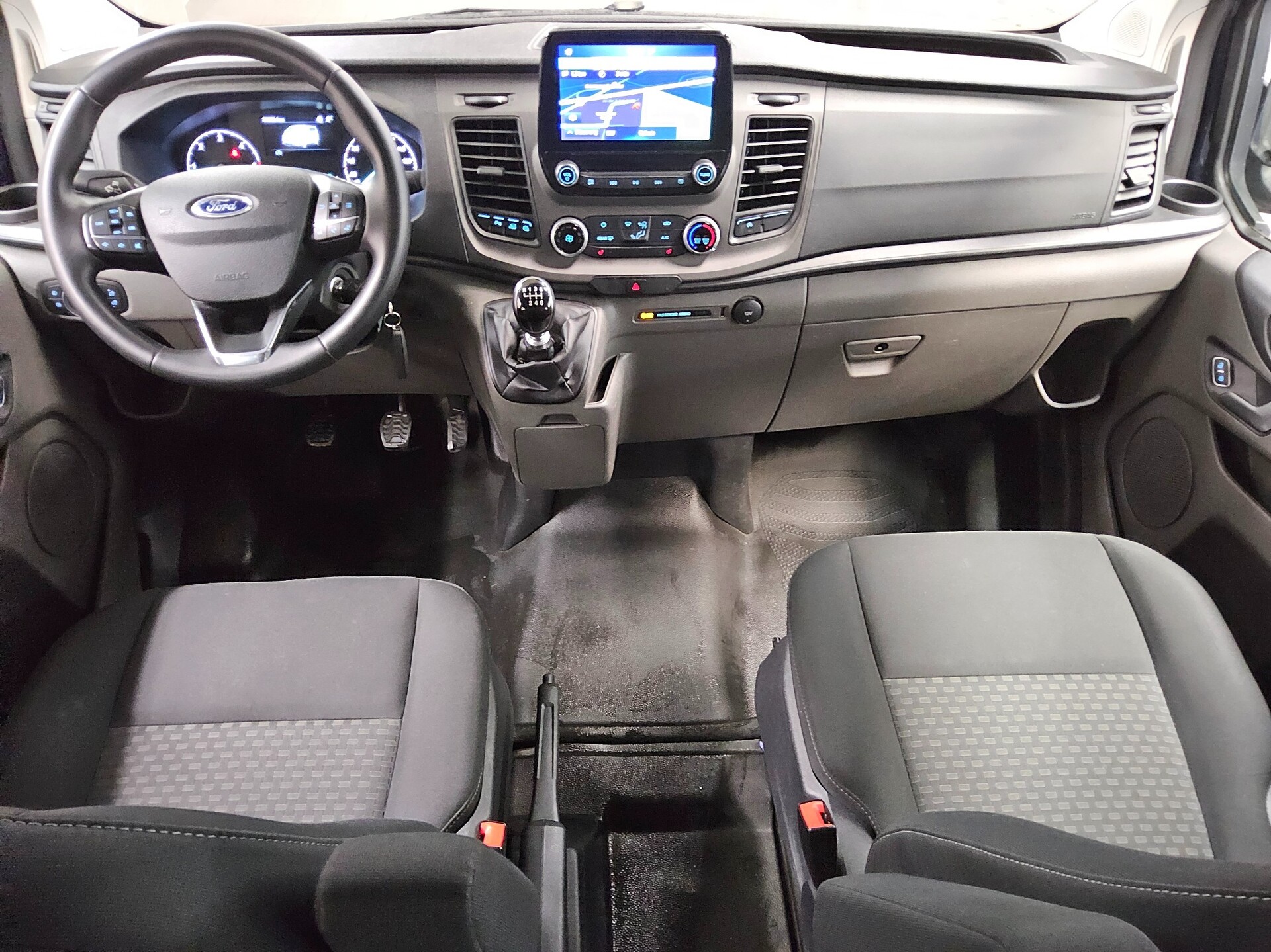 Ford Transit Custom 2.0 EB Trend L2 8-Sitze Navi PDC 5