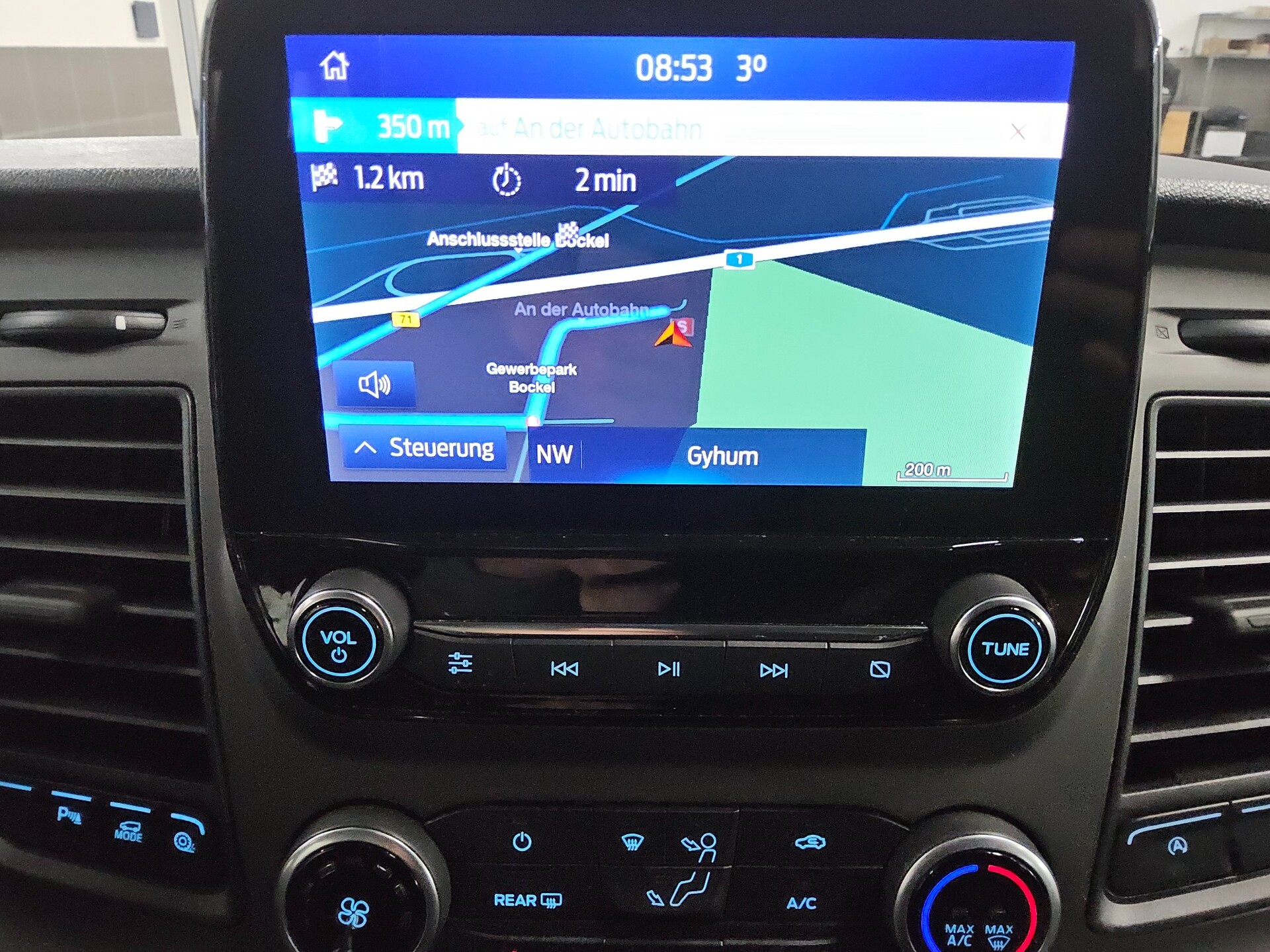 Ford Transit Custom 2.0 EB Trend L2 8-Sitze Navi PDC 7