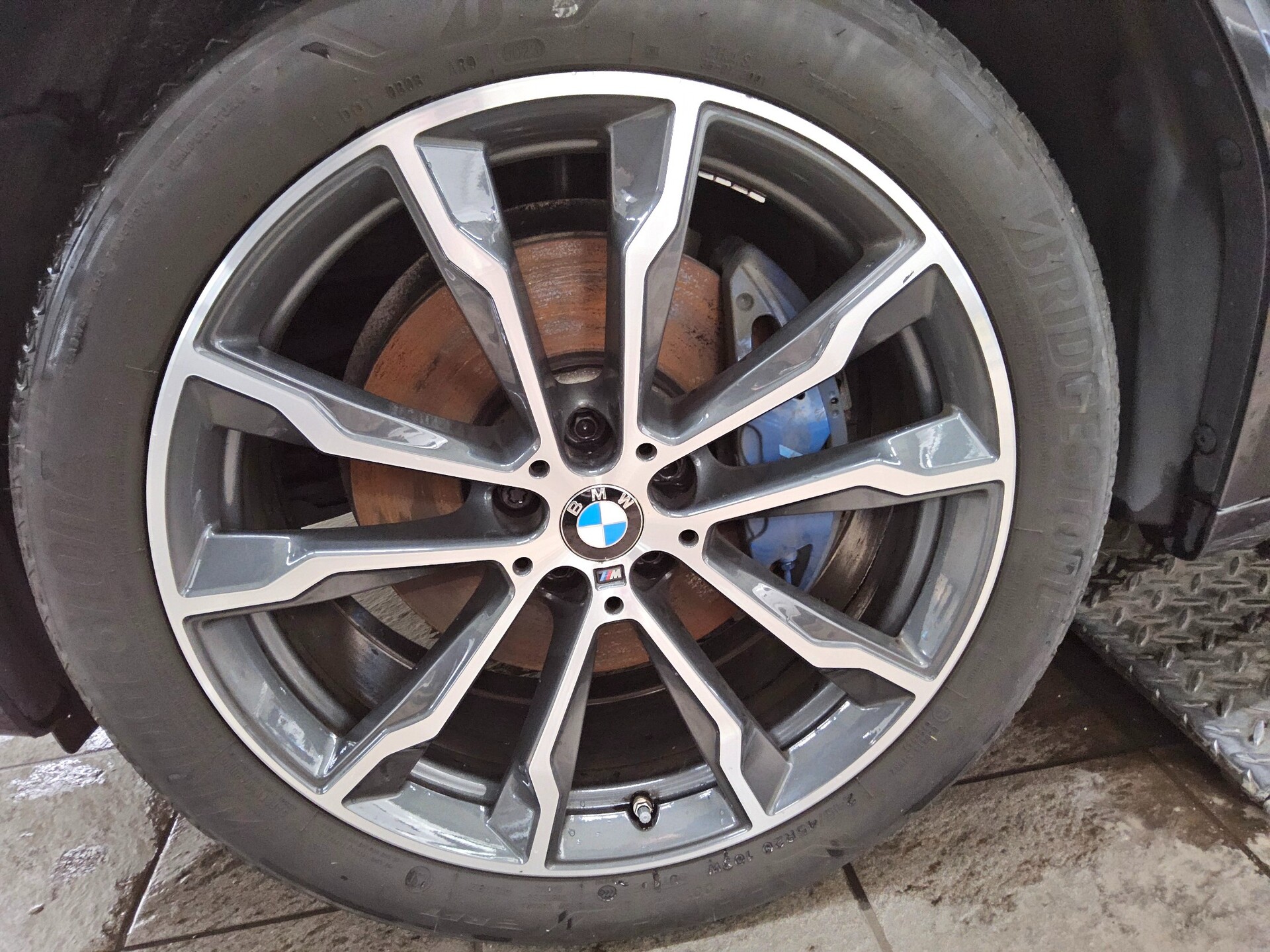 BMW X3 xDrive30d M-Sport Navi LED+ HuD HiFi Pano 10