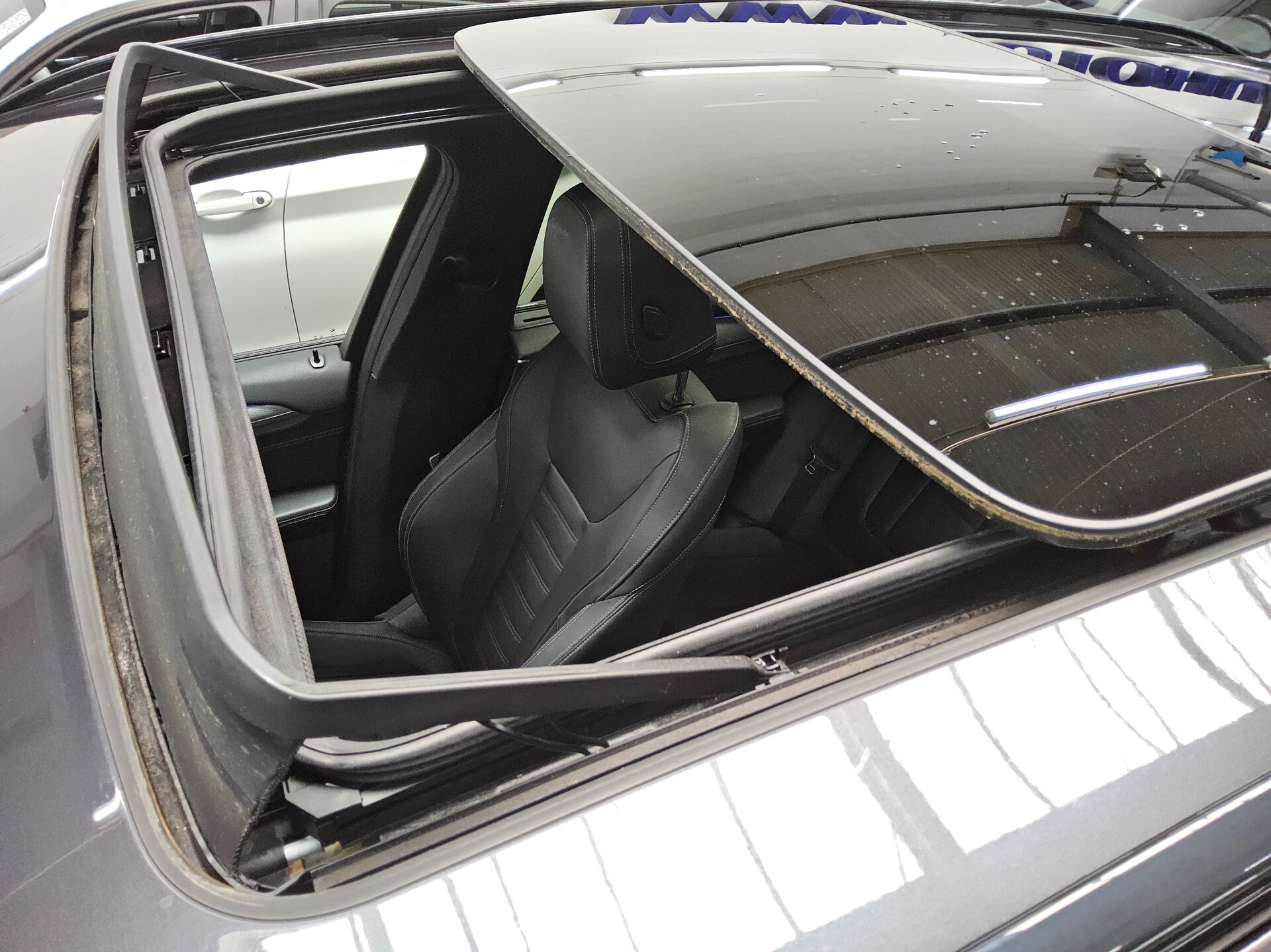 BMW X3 xDrive30d M-Sport Navi LED+ HuD HiFi Pano 12