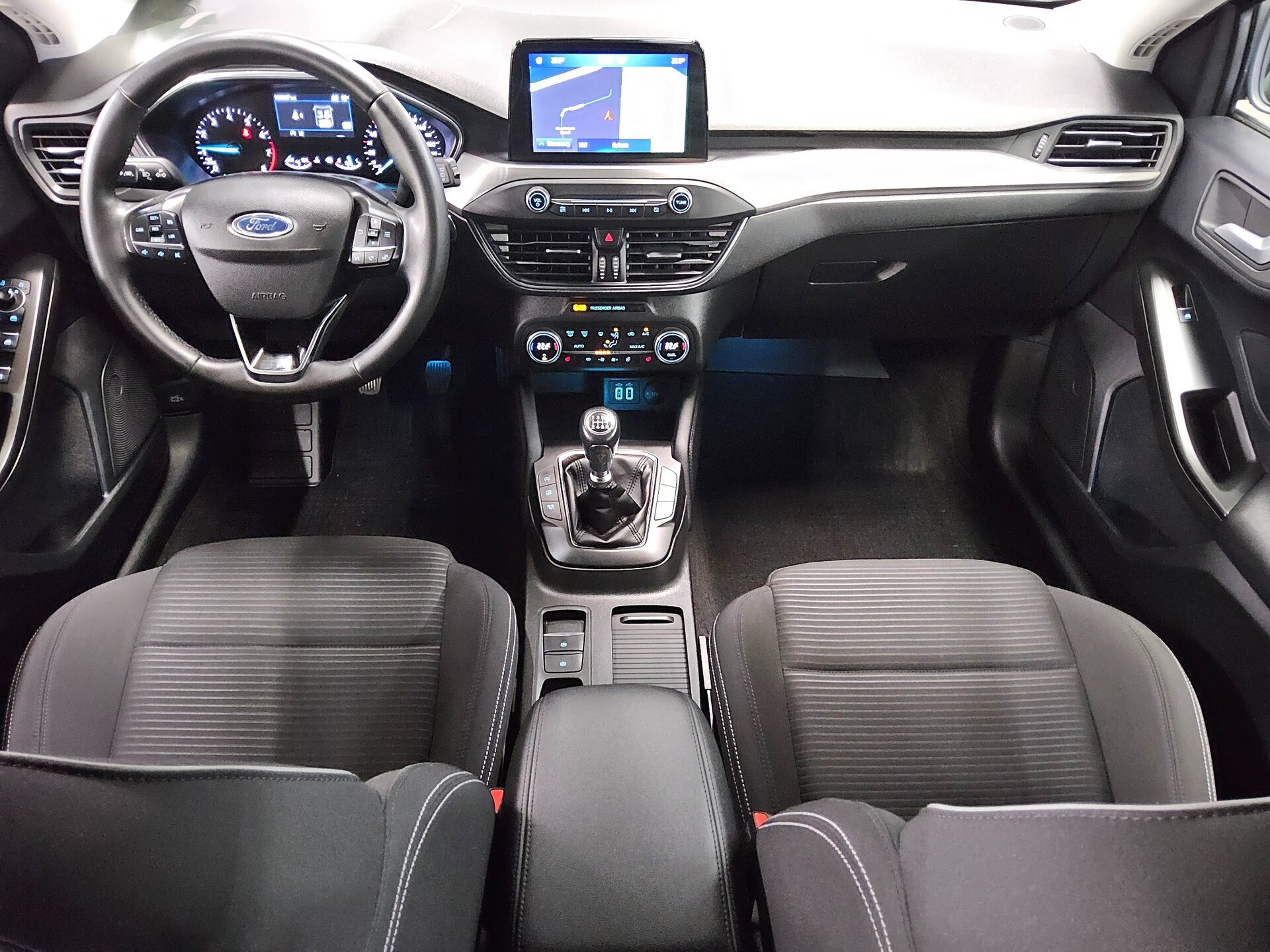 Ford Focus Turnier 1.0 EB Titanium Navi LED RFK 5