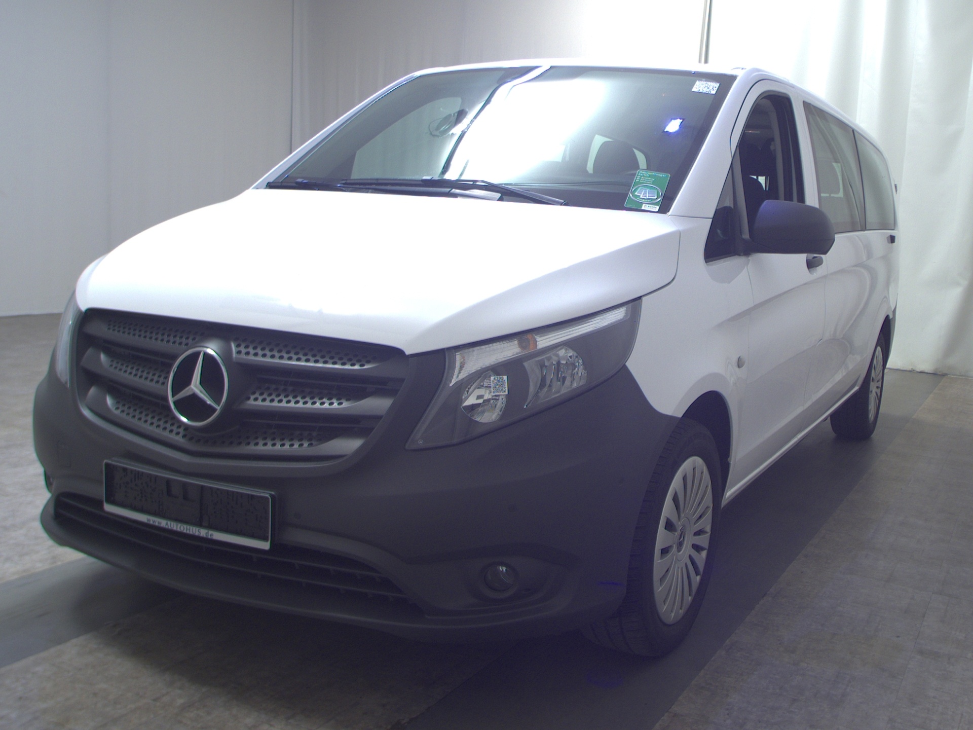 Mercedes-Benz Vito CDI Tourer Pro extralang 8-Sitze Navi RfK 2