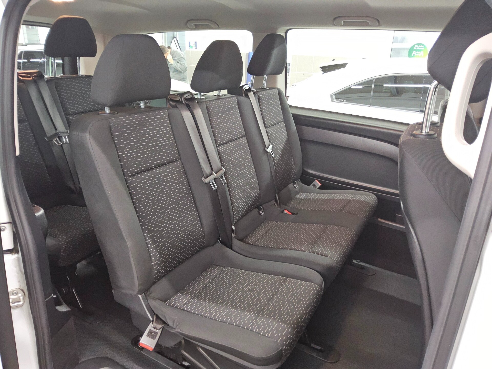 Mercedes-Benz Vito CDI Tourer Pro extralang 8-Sitze Navi RfK 13