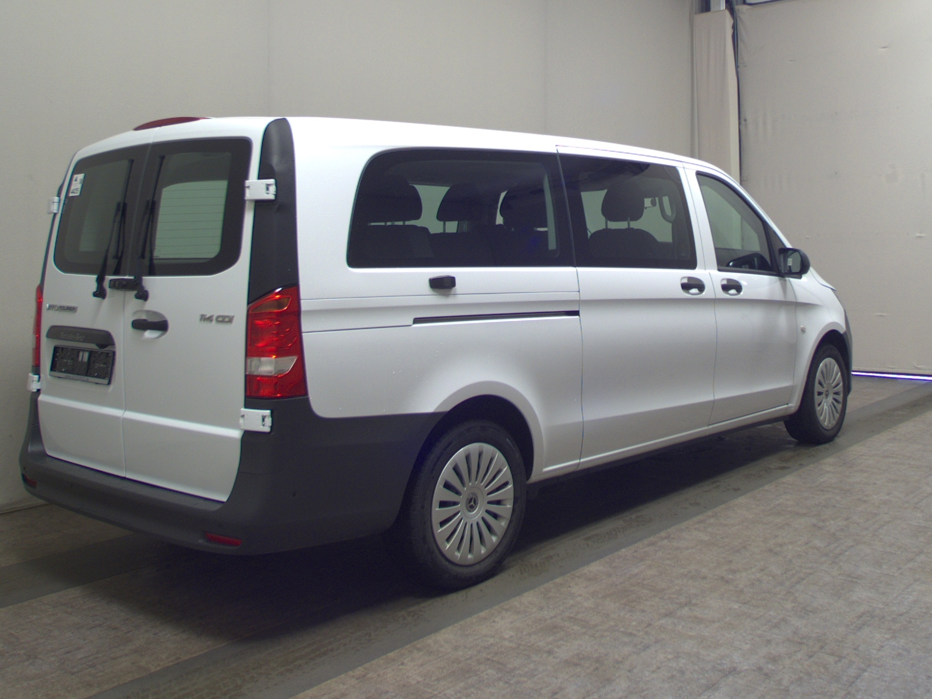 Mercedes-Benz Vito CDI Tourer Pro extralang 8-Sitze Navi RFK 4